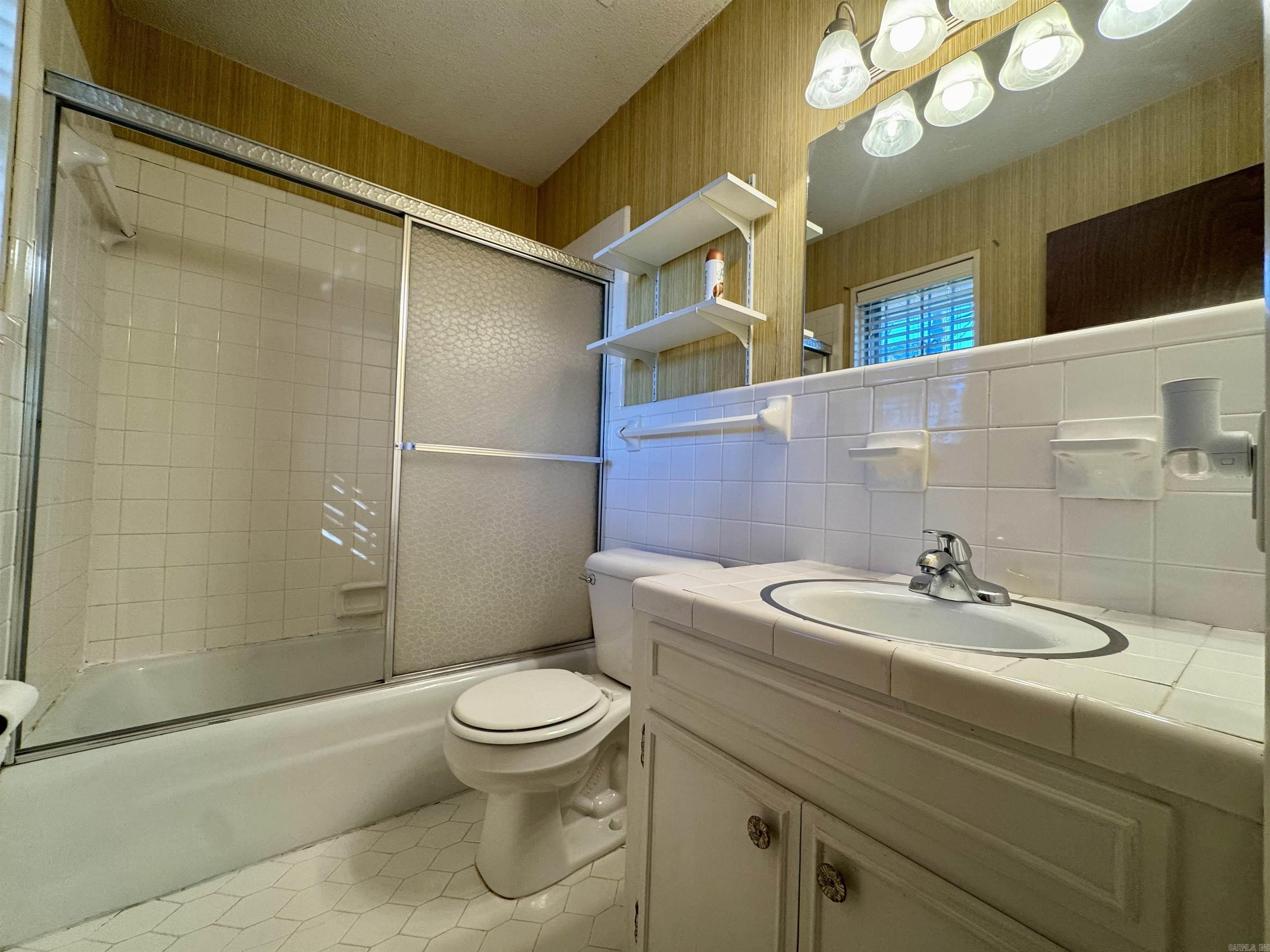 1803 Clara  Conway, AR