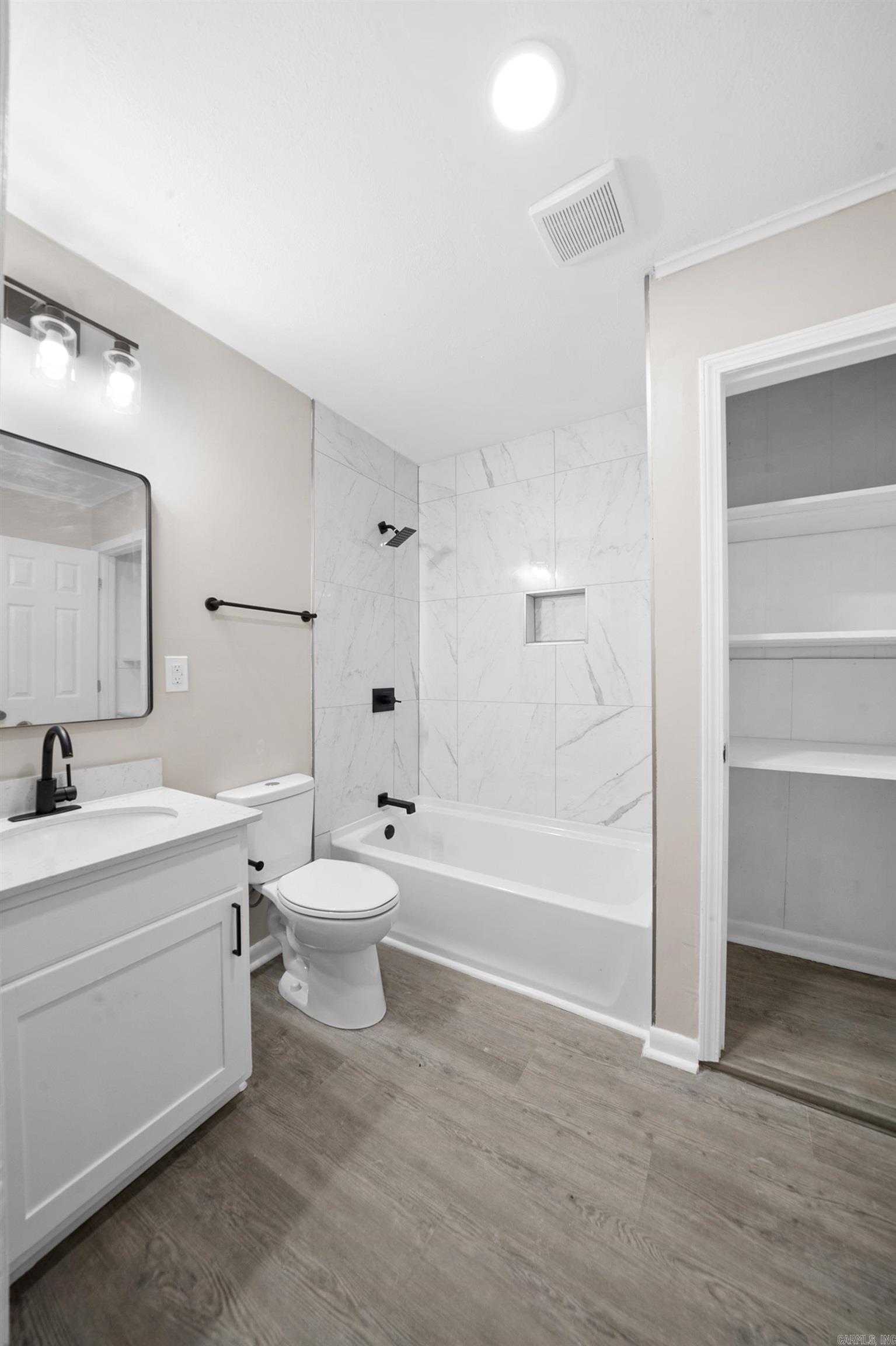 2118 S Pine  Little Rock, AR