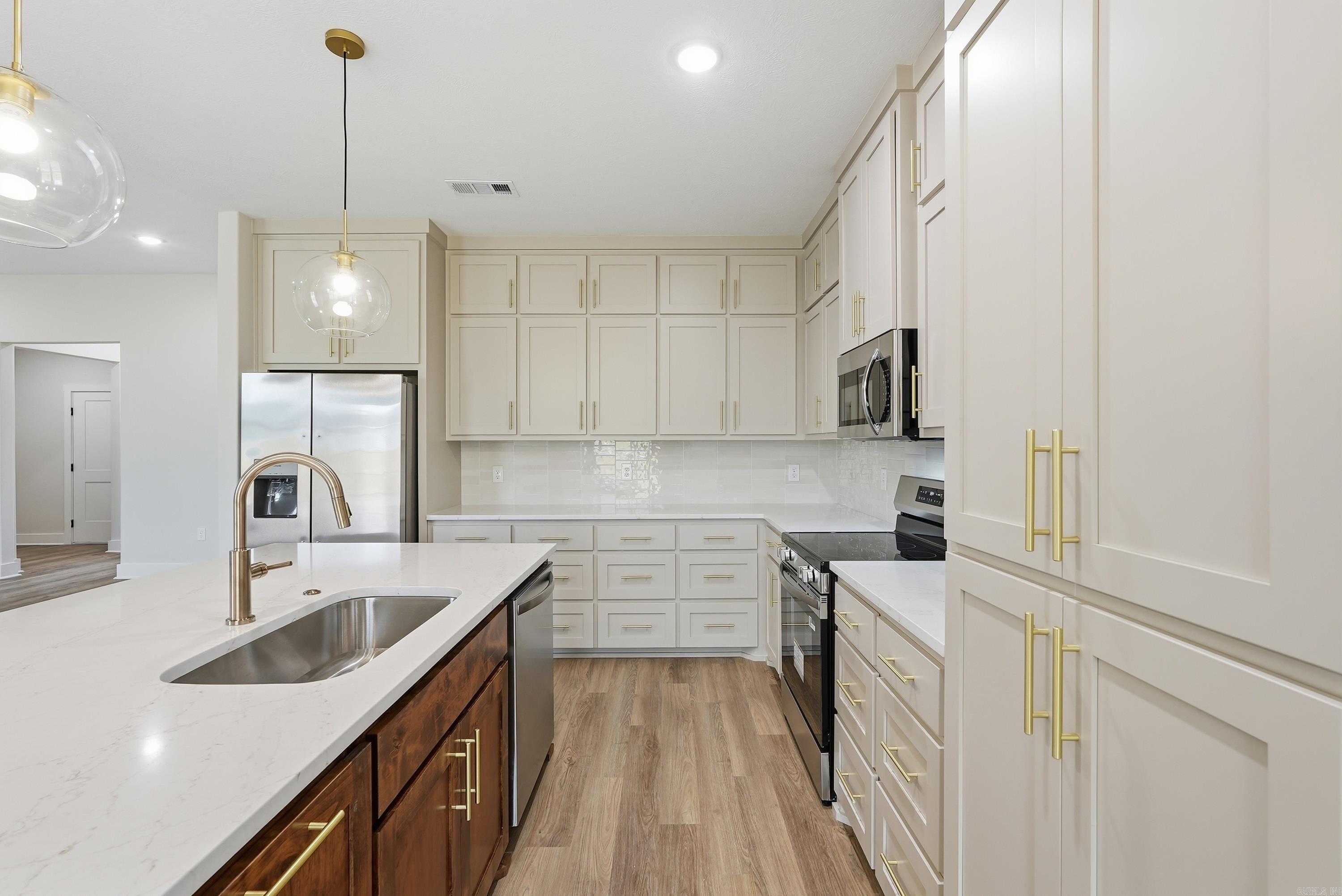 34 Ruby June  Vilonia, AR