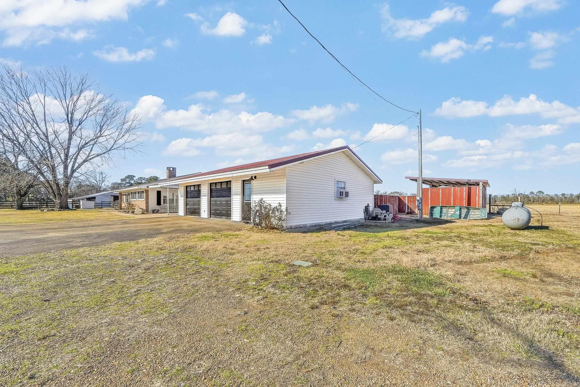 1335 Chapel Hill  De Queen, AR