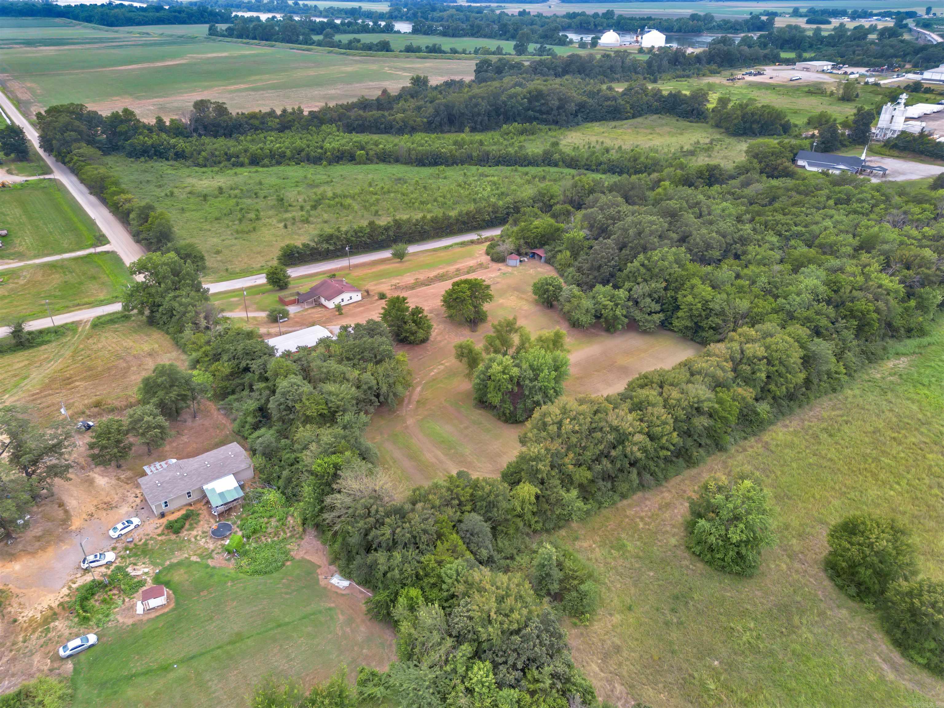 99 Sandtown  Morrilton, AR