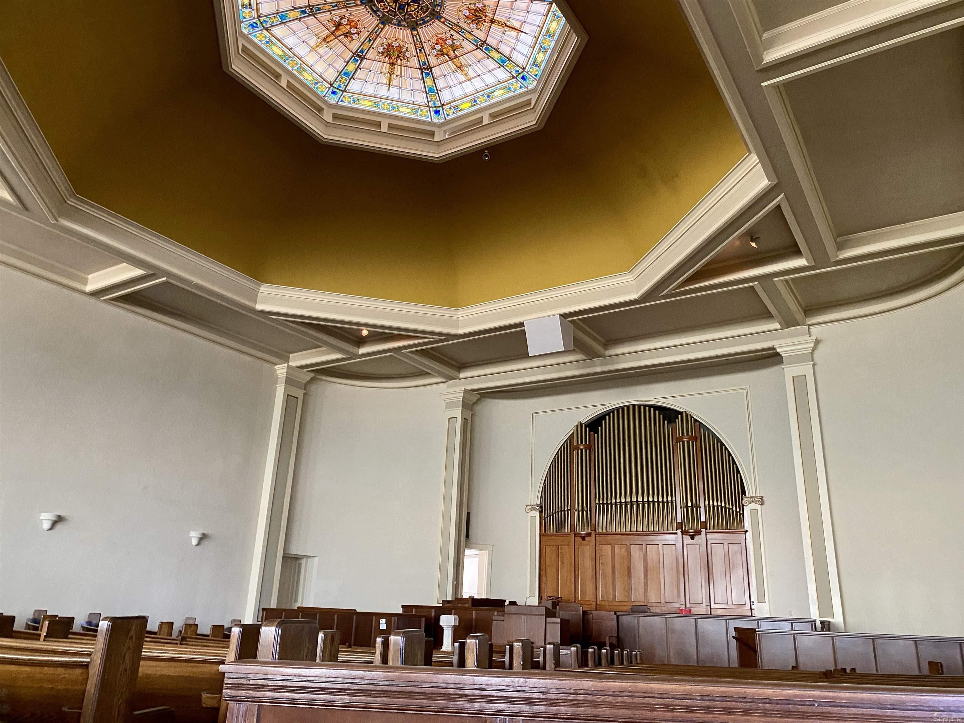 212 N College  Clarksville, AR