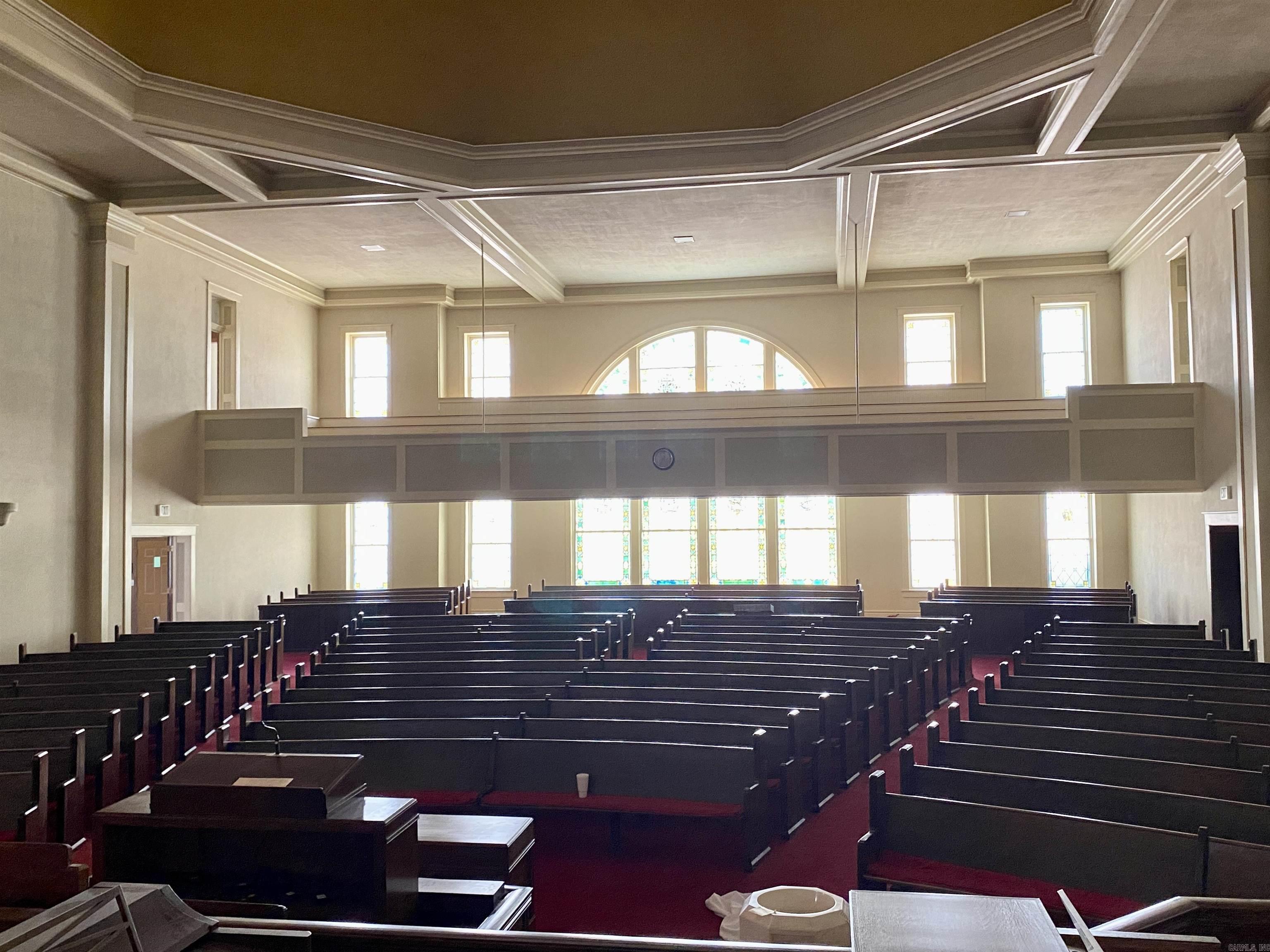 212 N College  Clarksville, AR