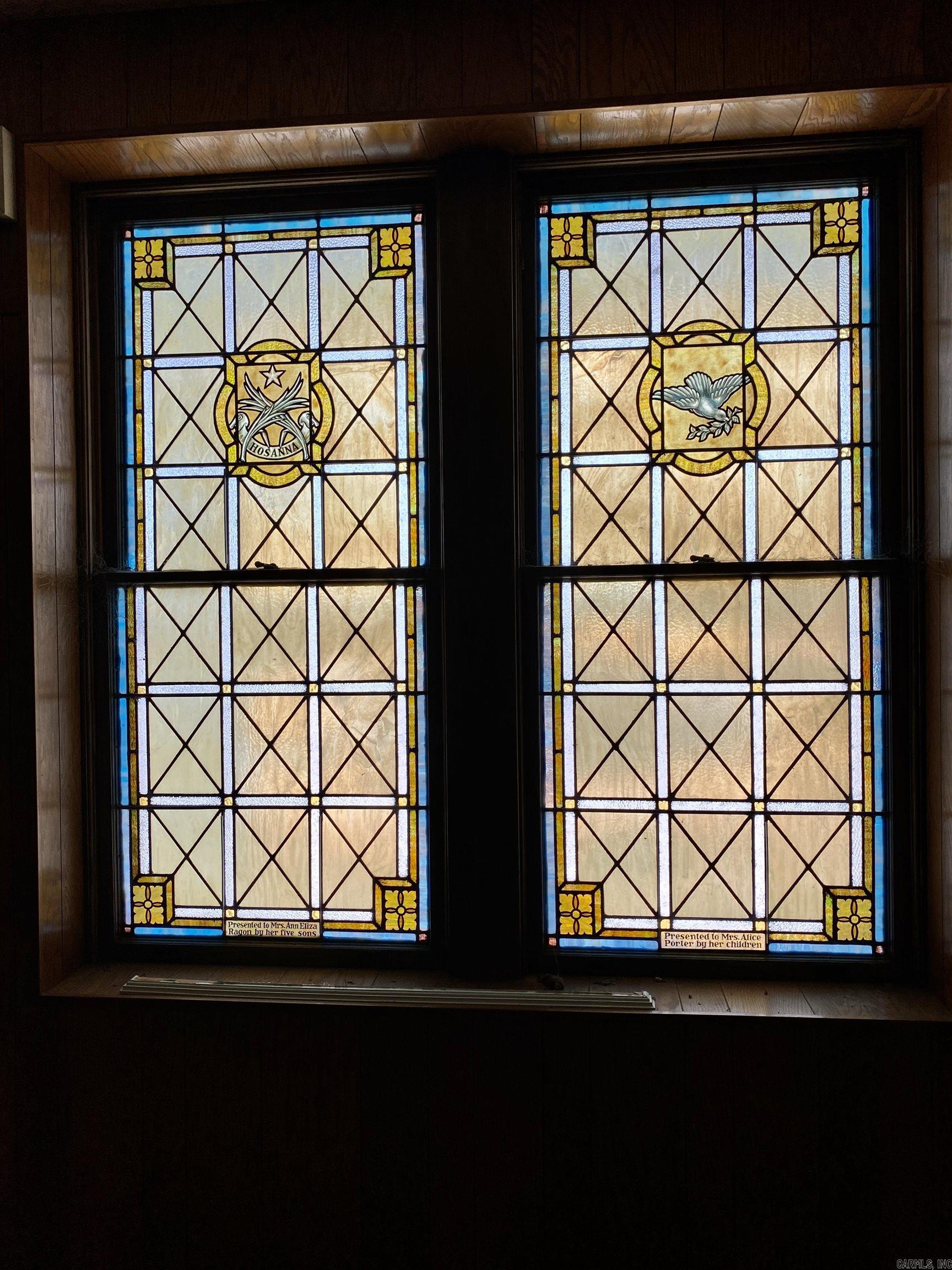 212 N College  Clarksville, AR