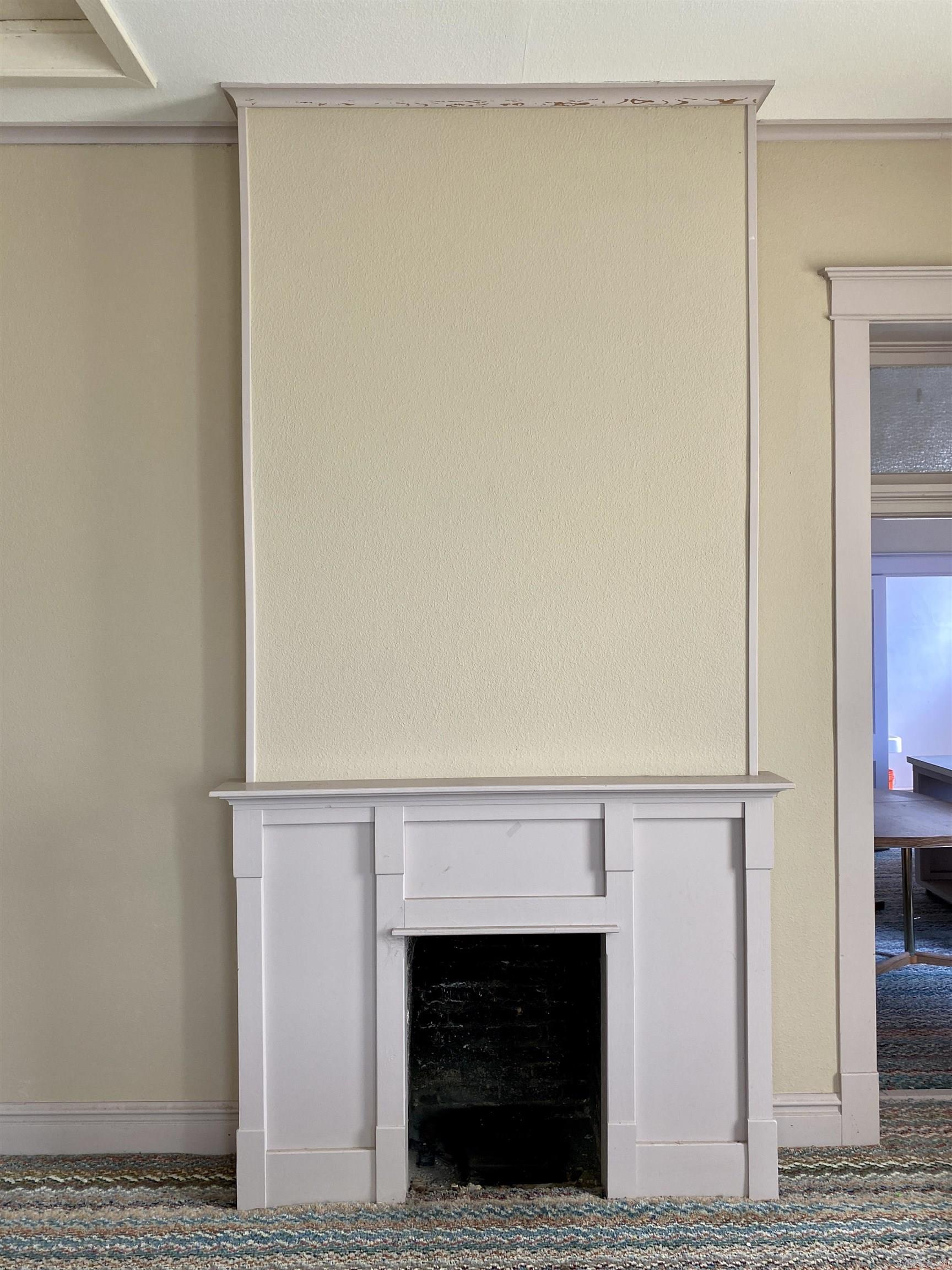 212 N College  Clarksville, AR