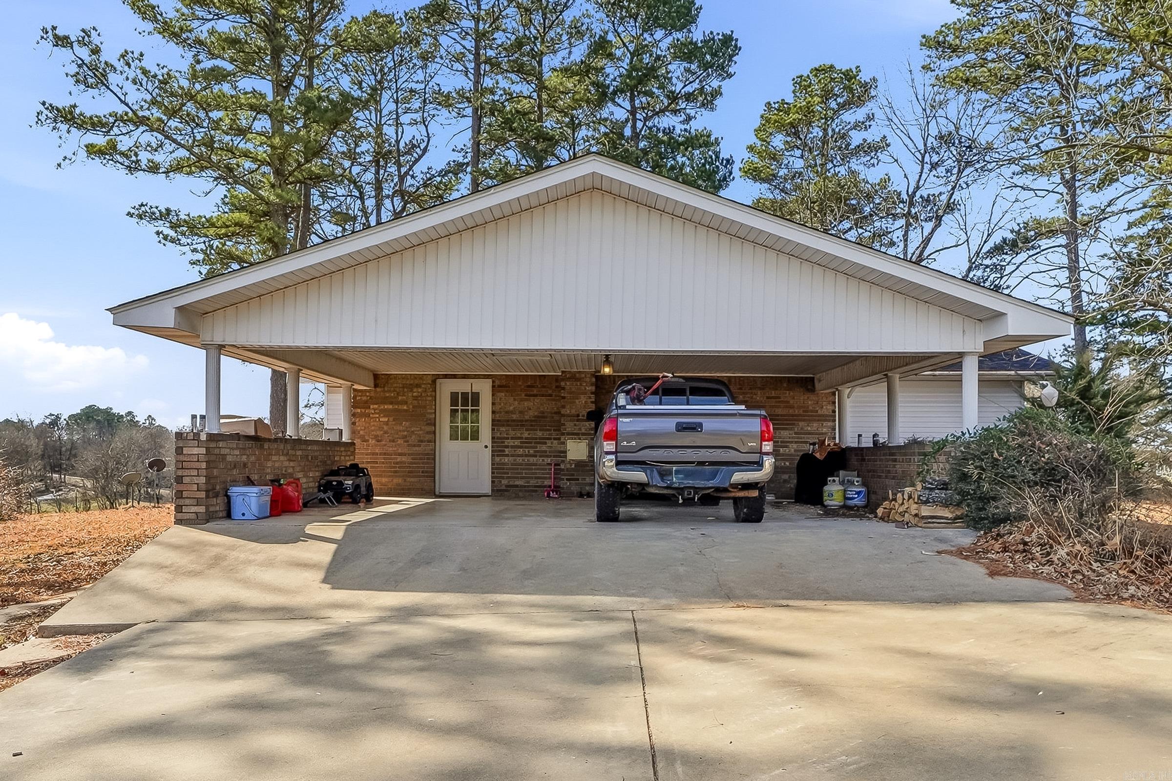 160 McWhorter  Lockesburg, AR