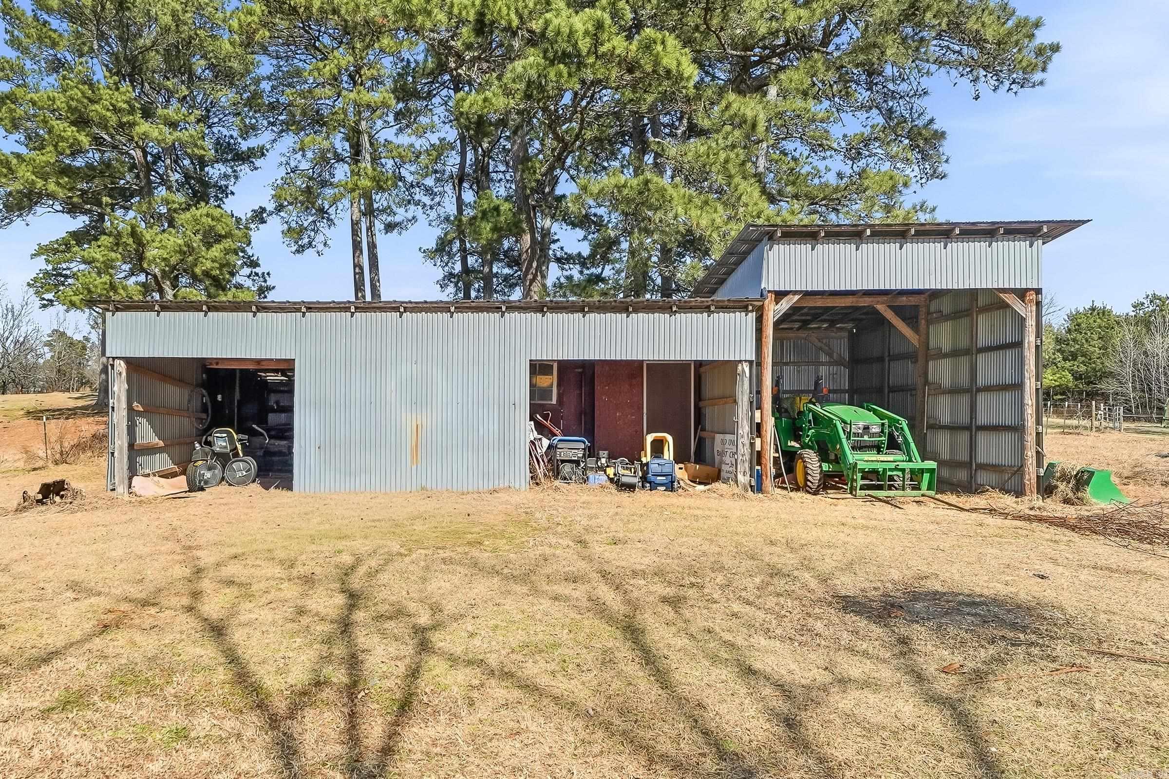 160 McWhorter  Lockesburg, AR