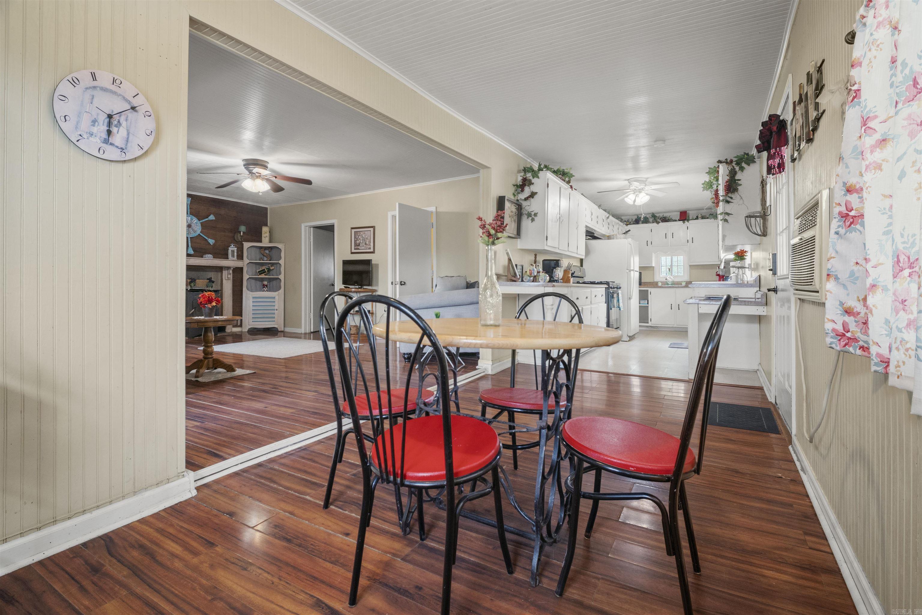 99 Sandtown  Morrilton, AR