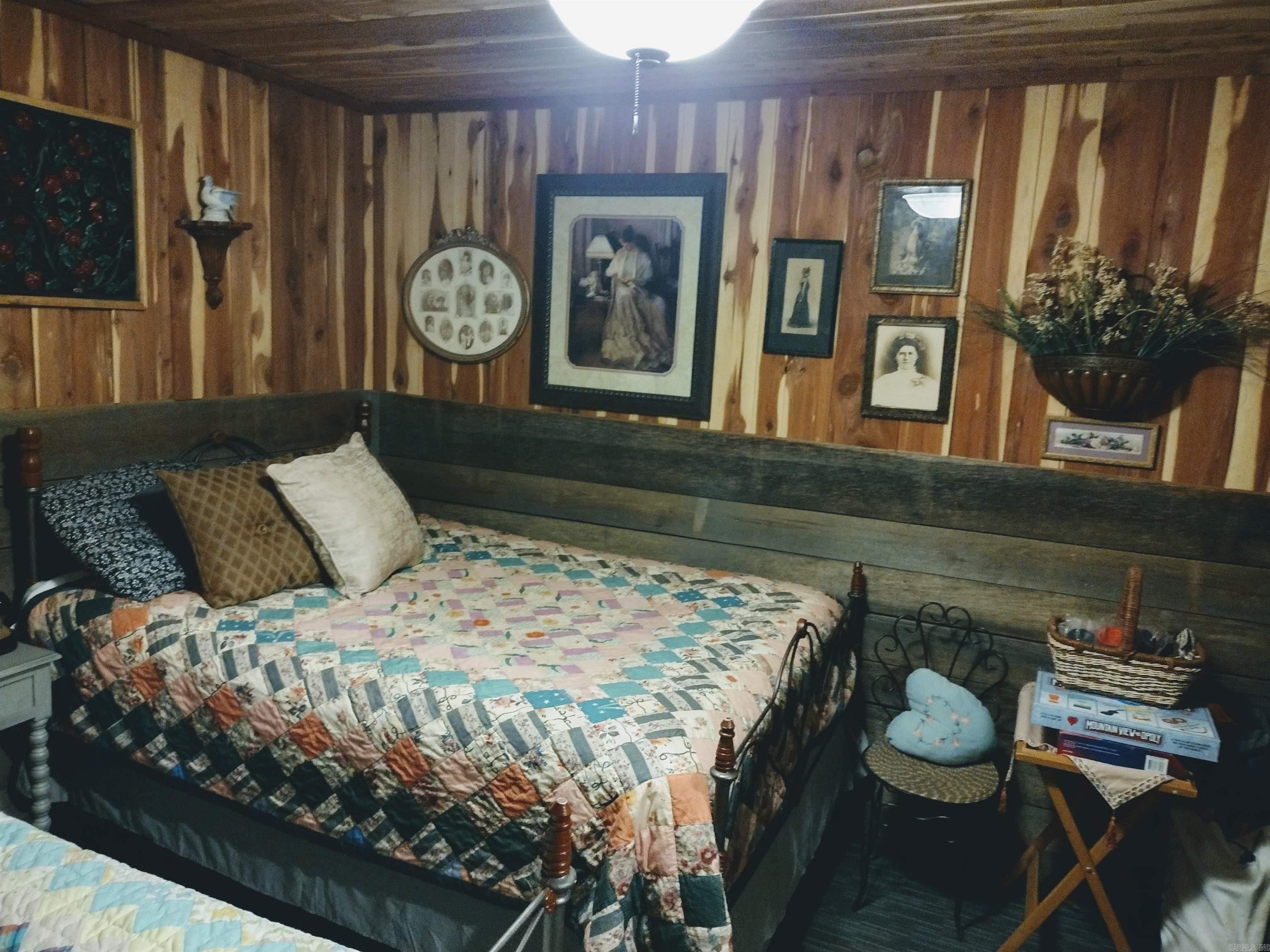 131 walnut st  Calico Rock, AR