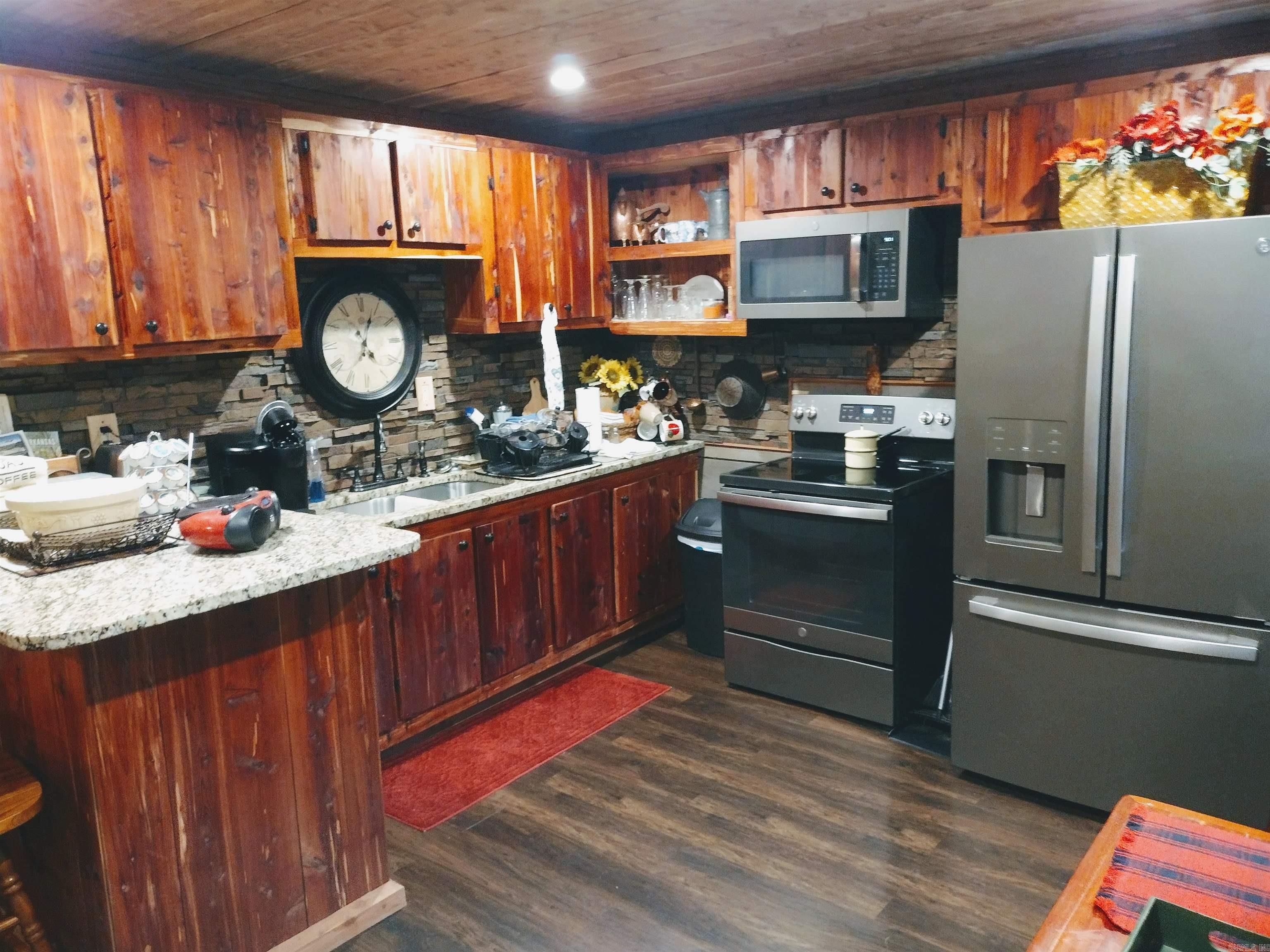 131 walnut st  Calico Rock, AR