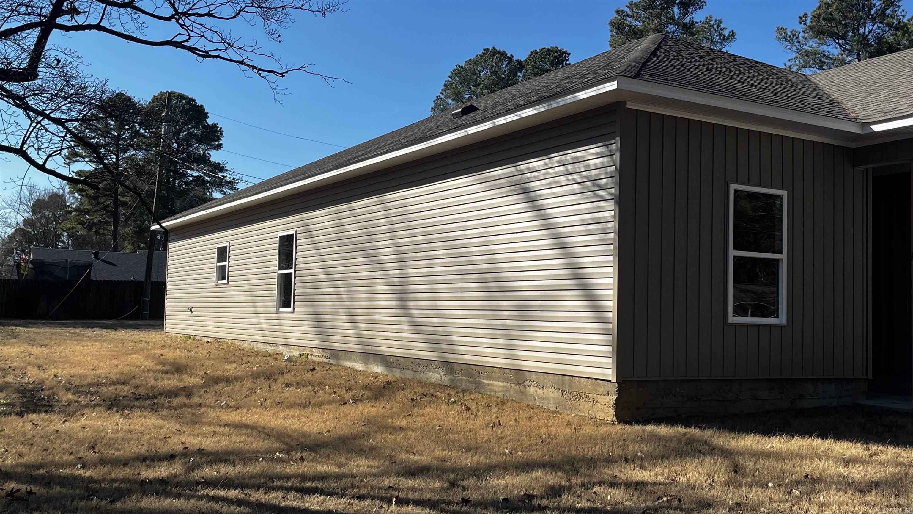 1825 Pinecroft  Benton, AR