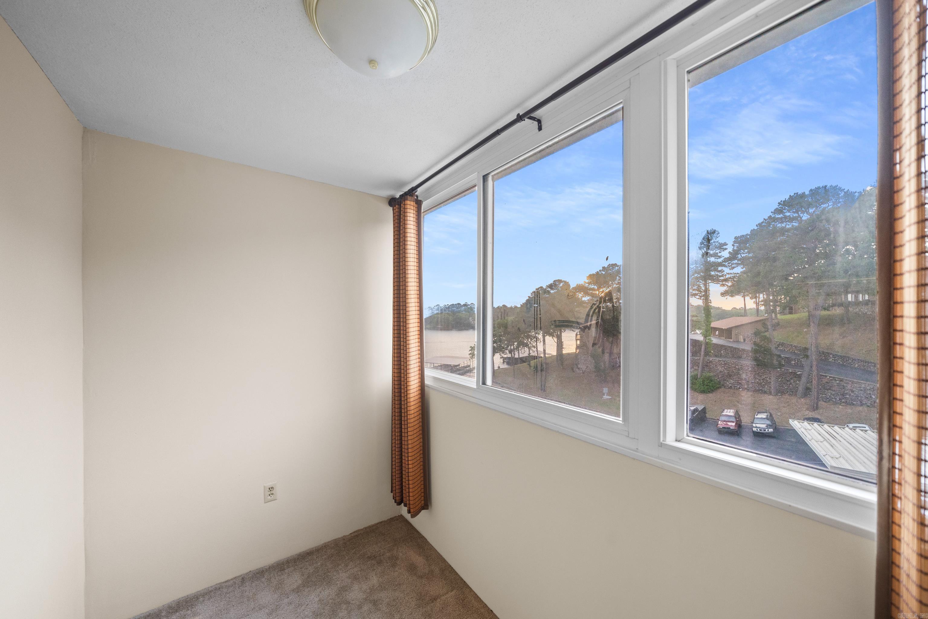 740 Weston Rd  Hot Springs, AR