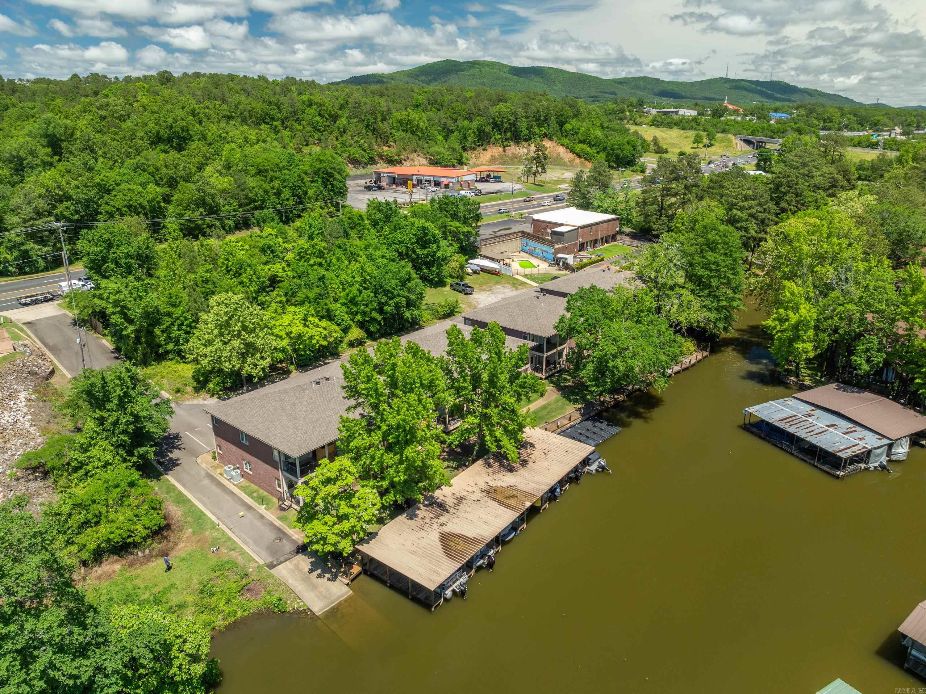 1133 Airport  Hot Springs, AR