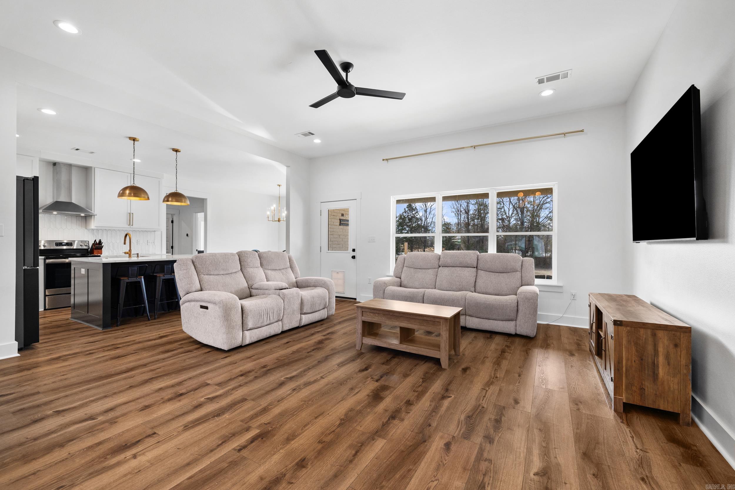 55 Mckaskle Cv  Greenbrier, AR