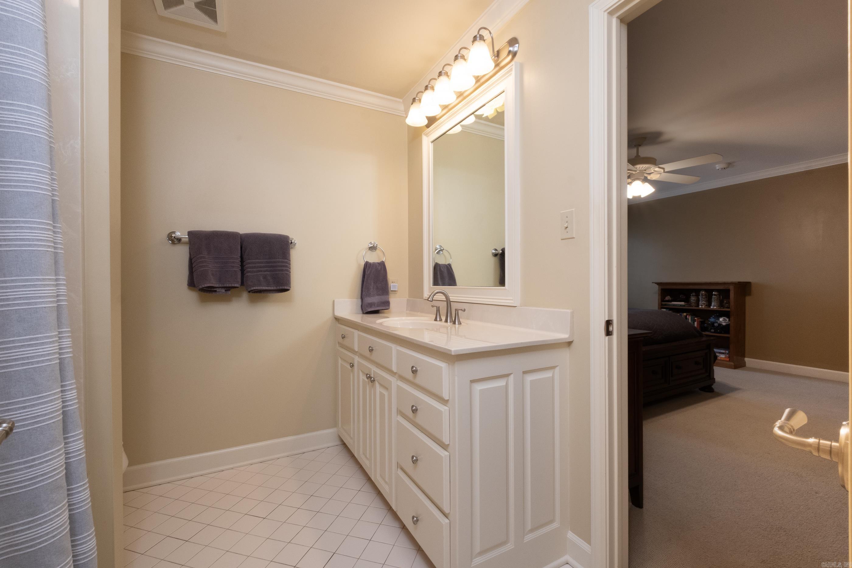 15 Somersett Drive  Roland, AR