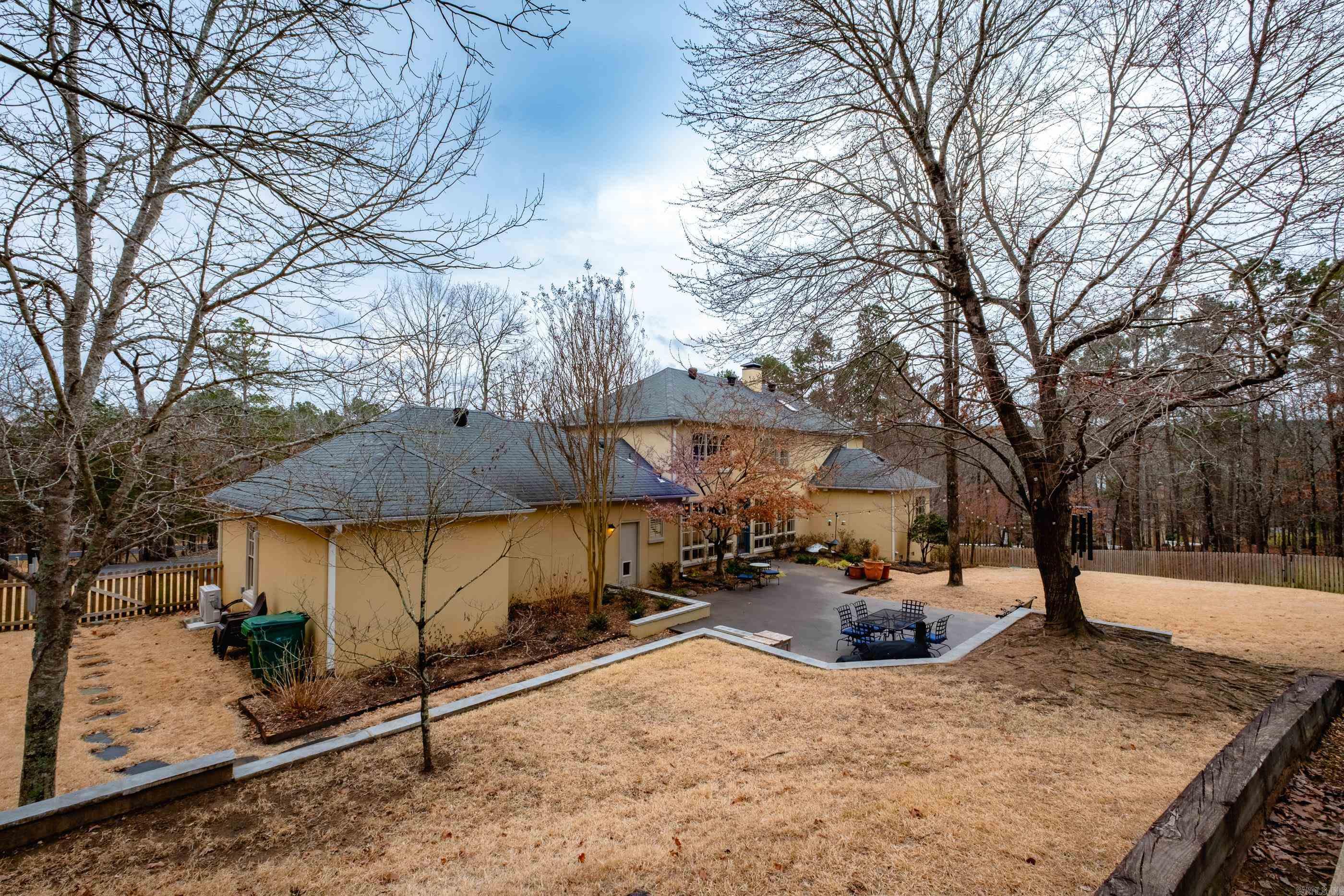 15 Somersett Drive  Roland, AR