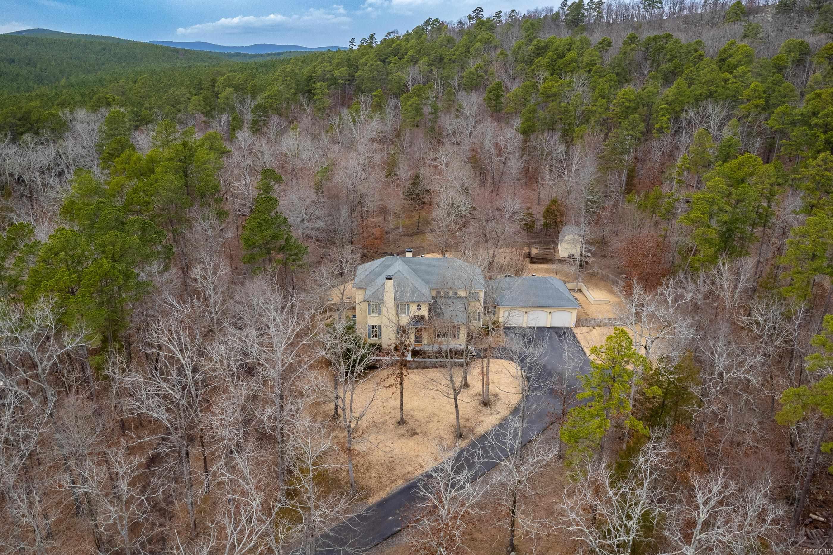 15 Somersett Drive  Roland, AR