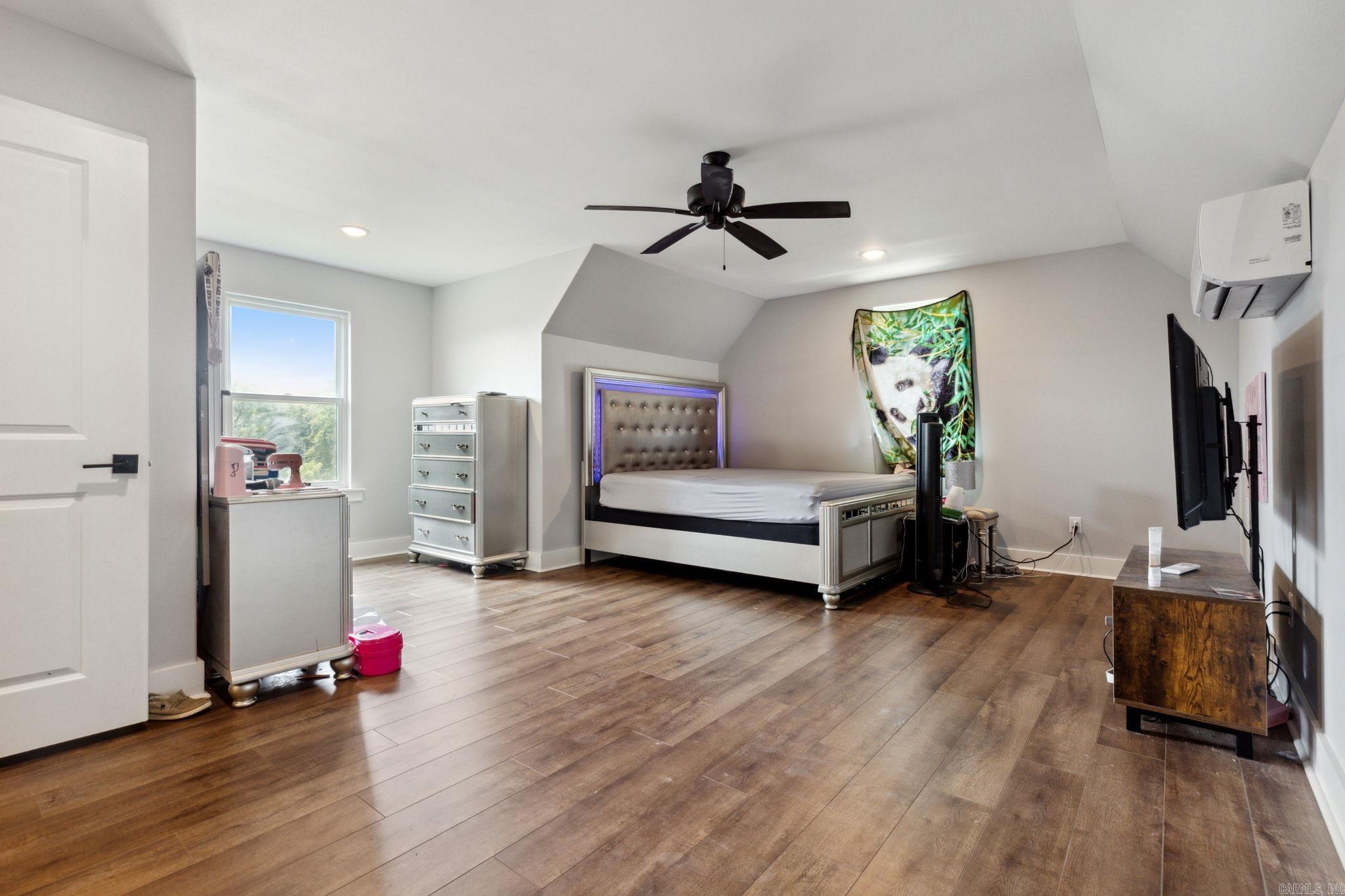 5015 Castaway Bay  Benton, AR