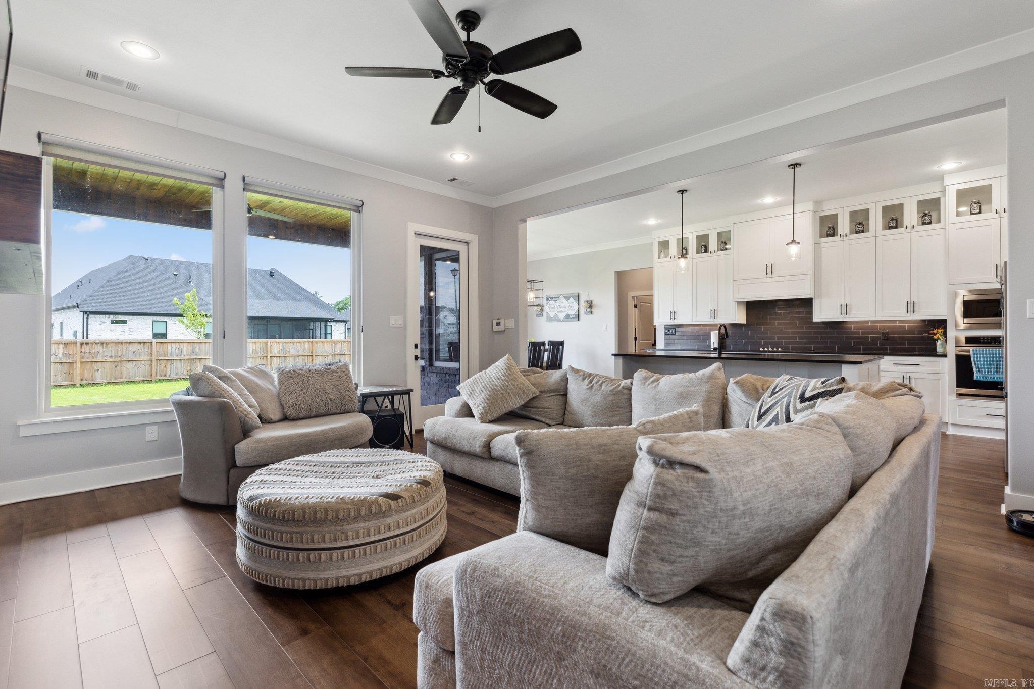 5015 Castaway Bay  Benton, AR