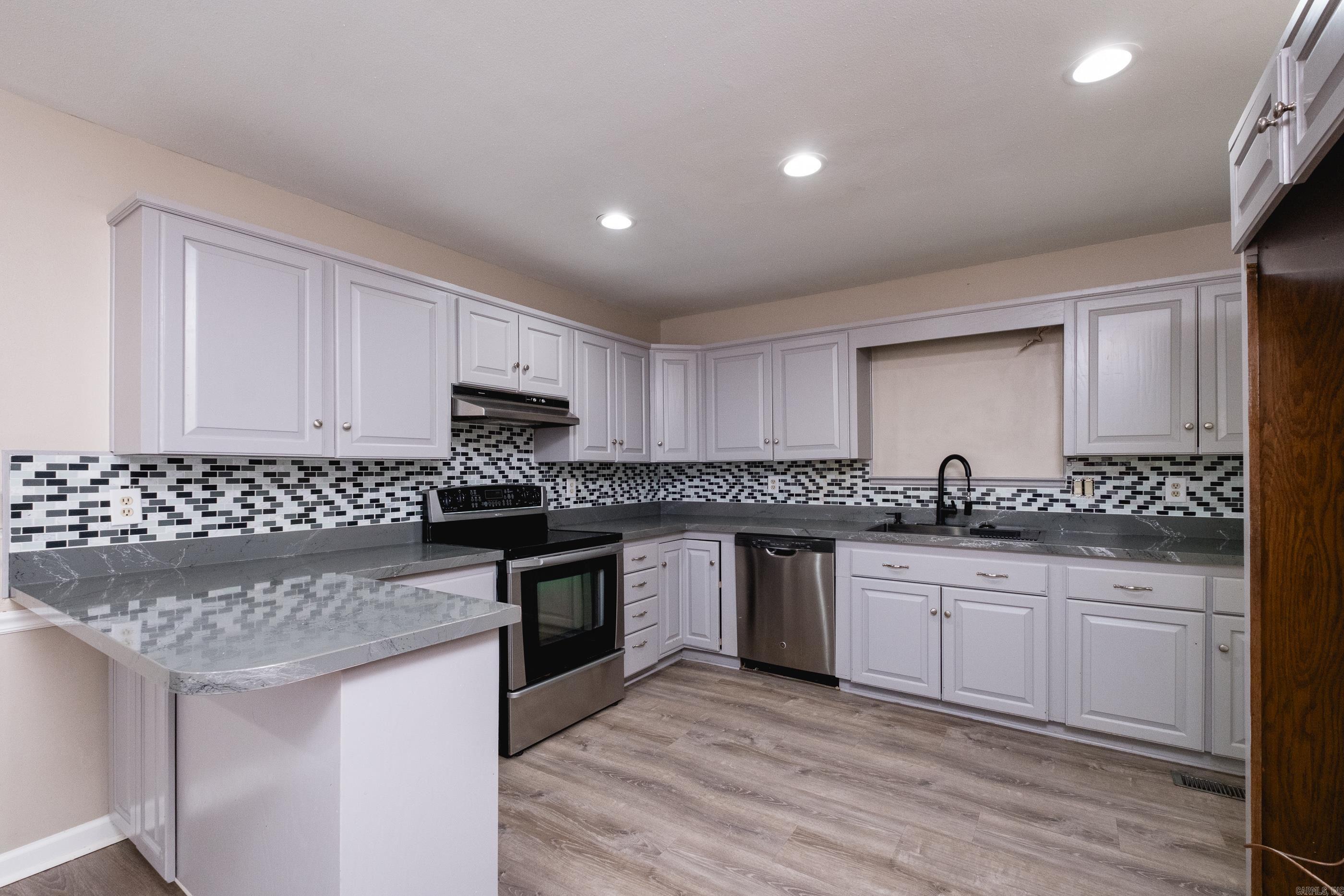 9221 Daybright  Mabelvale, AR