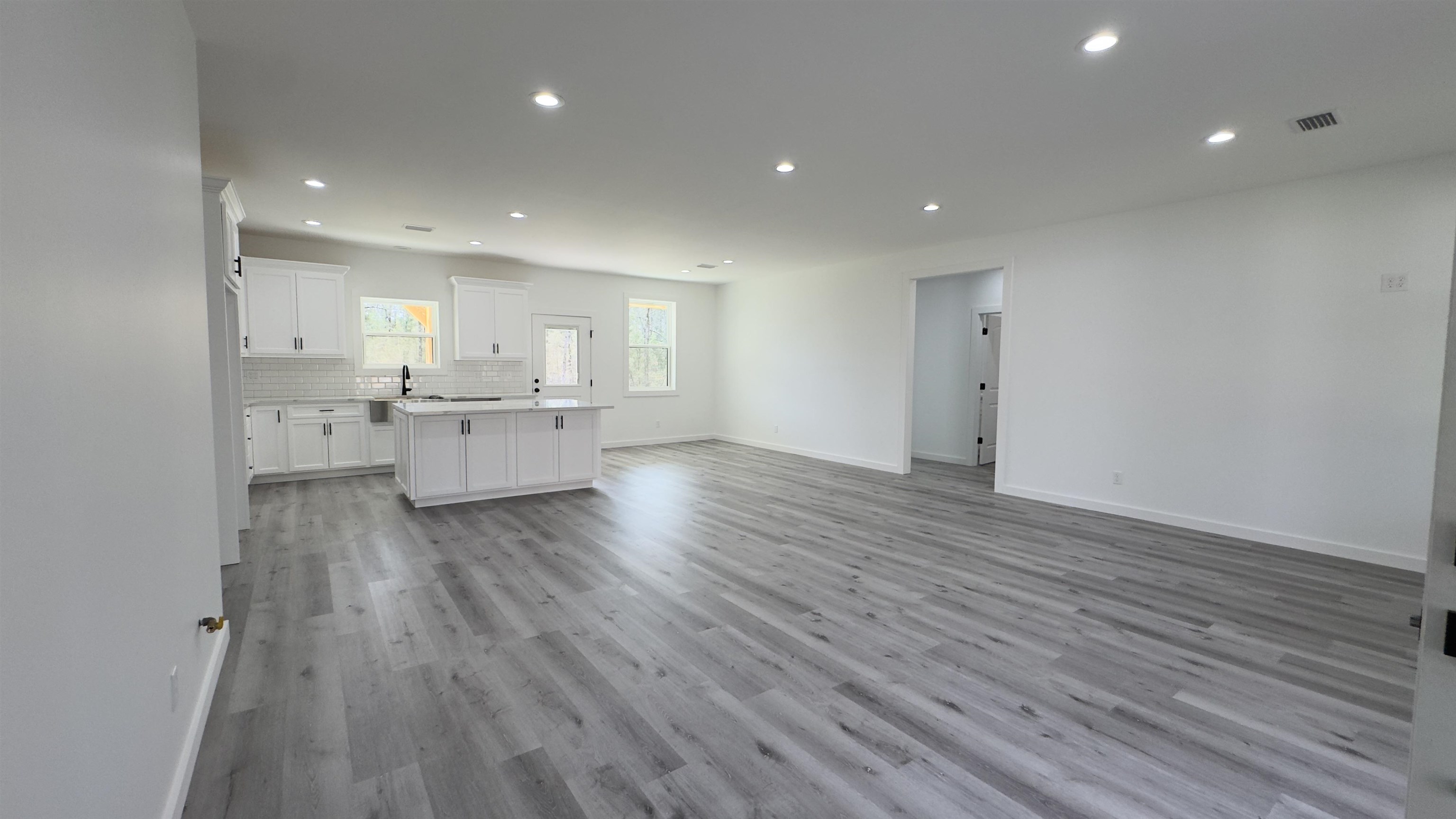 84 Pat Drive Batesville, AR 72501