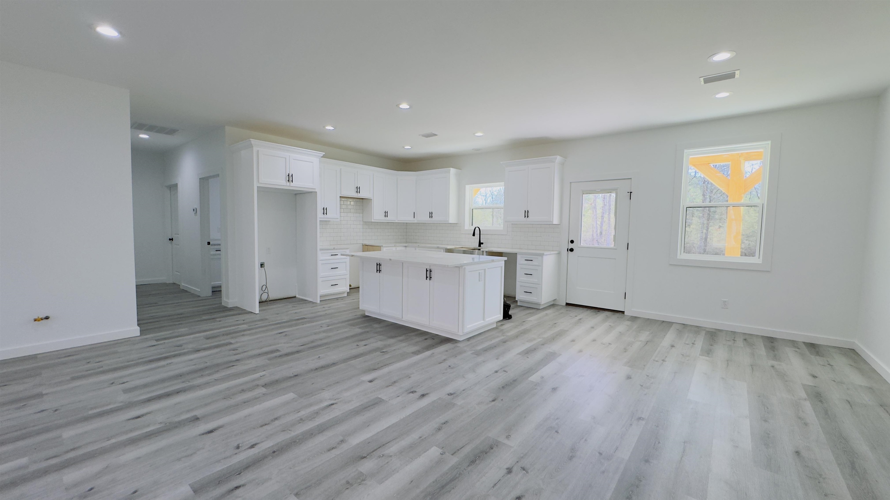 84 Pat Drive Batesville, AR 72501