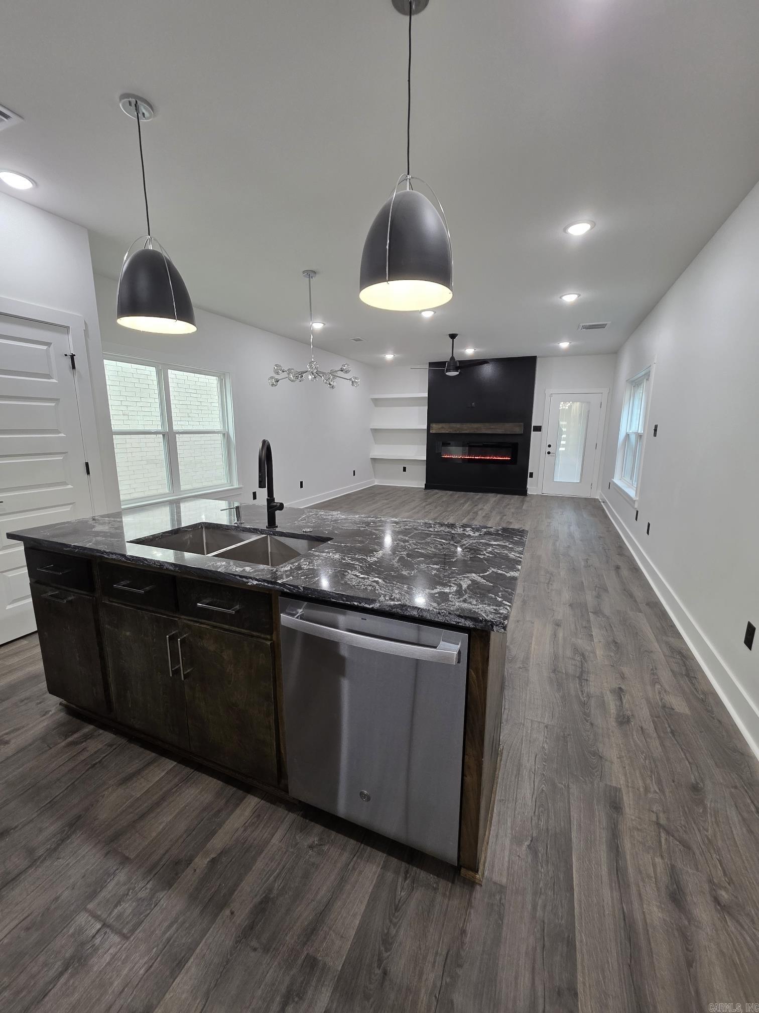 1812 E 4th  Little Rock, AR