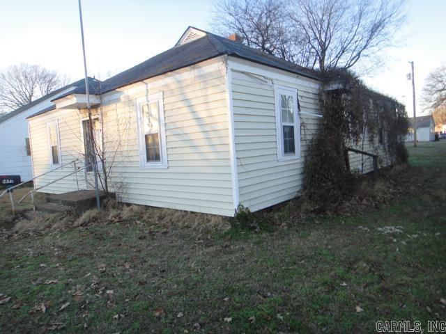 1403 Dill  Newport, AR