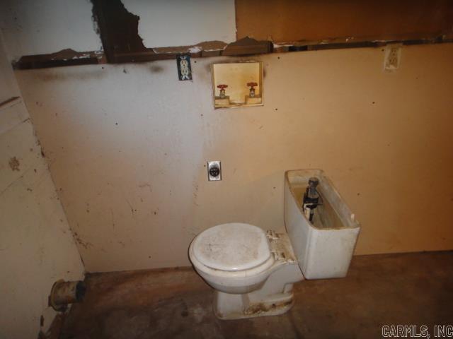 1403 Dill  Newport, AR