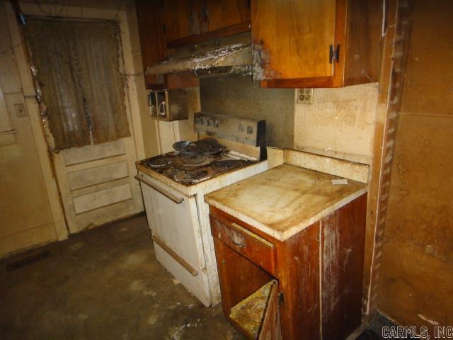 1403 Dill  Newport, AR