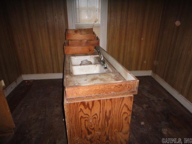 1403 Dill  Newport, AR