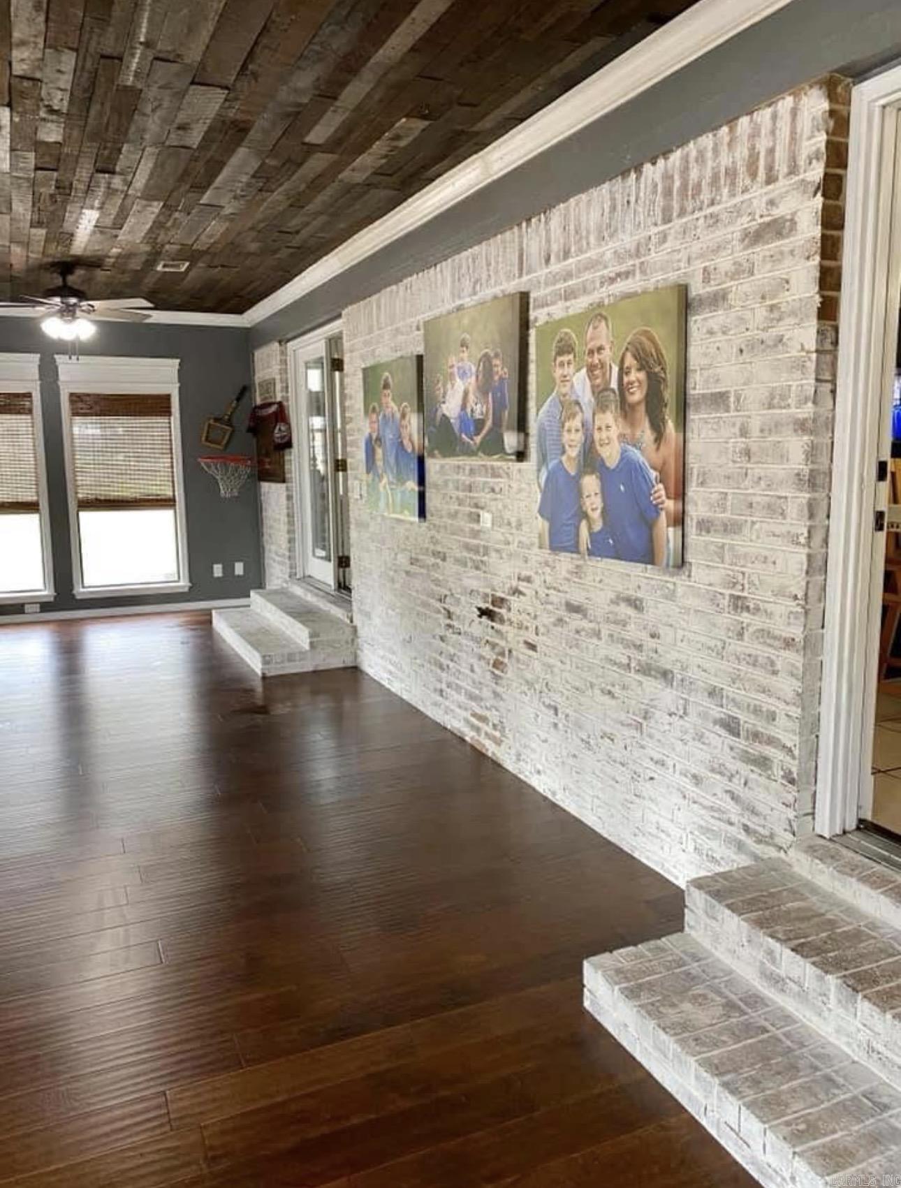 209 Clark  White Hall, AR