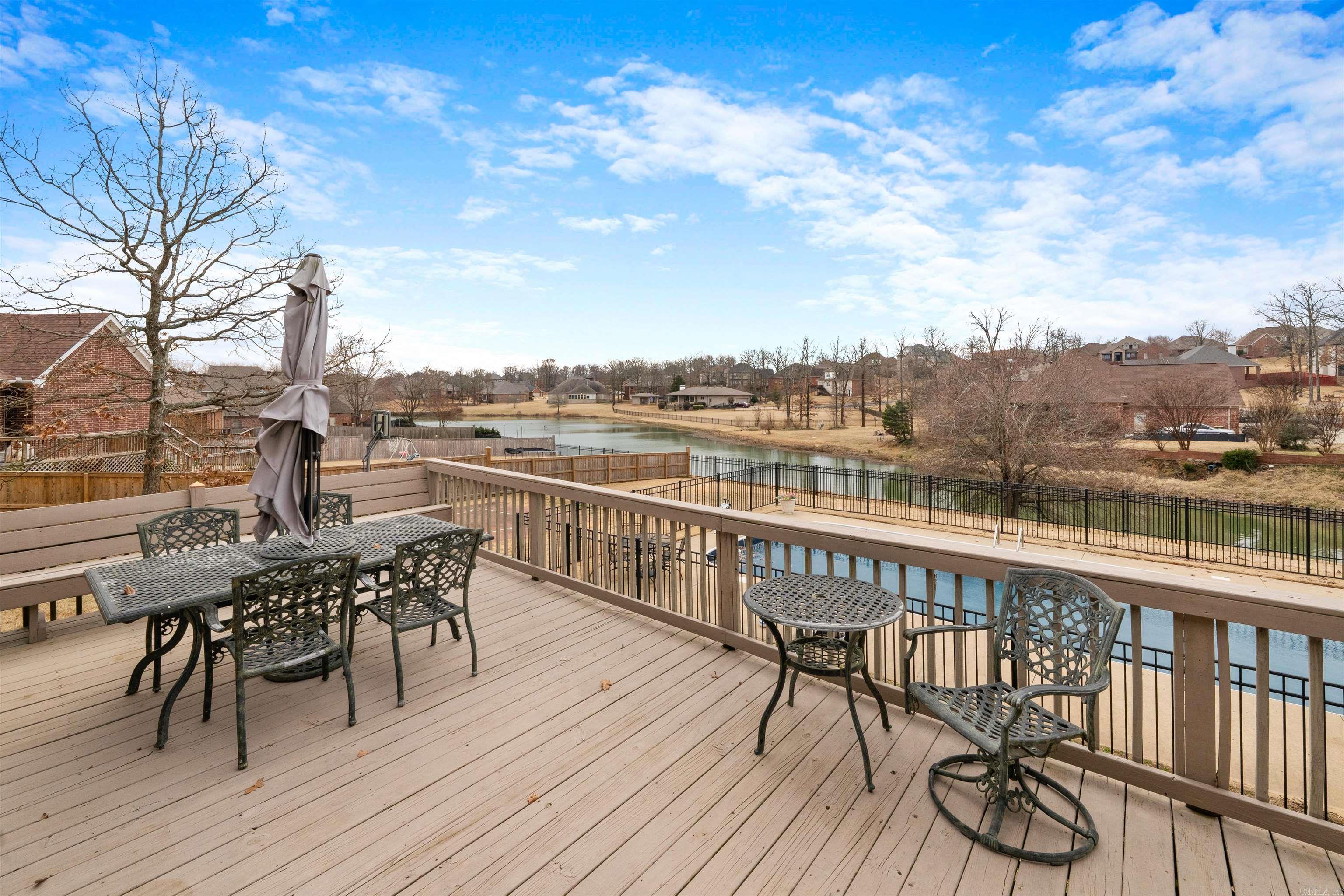 9109 Wooded Acres  Sherwood, AR