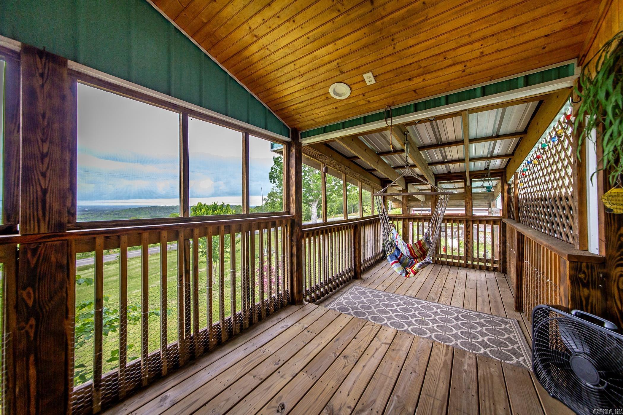 4 Long Hill Rd.  Higden, AR