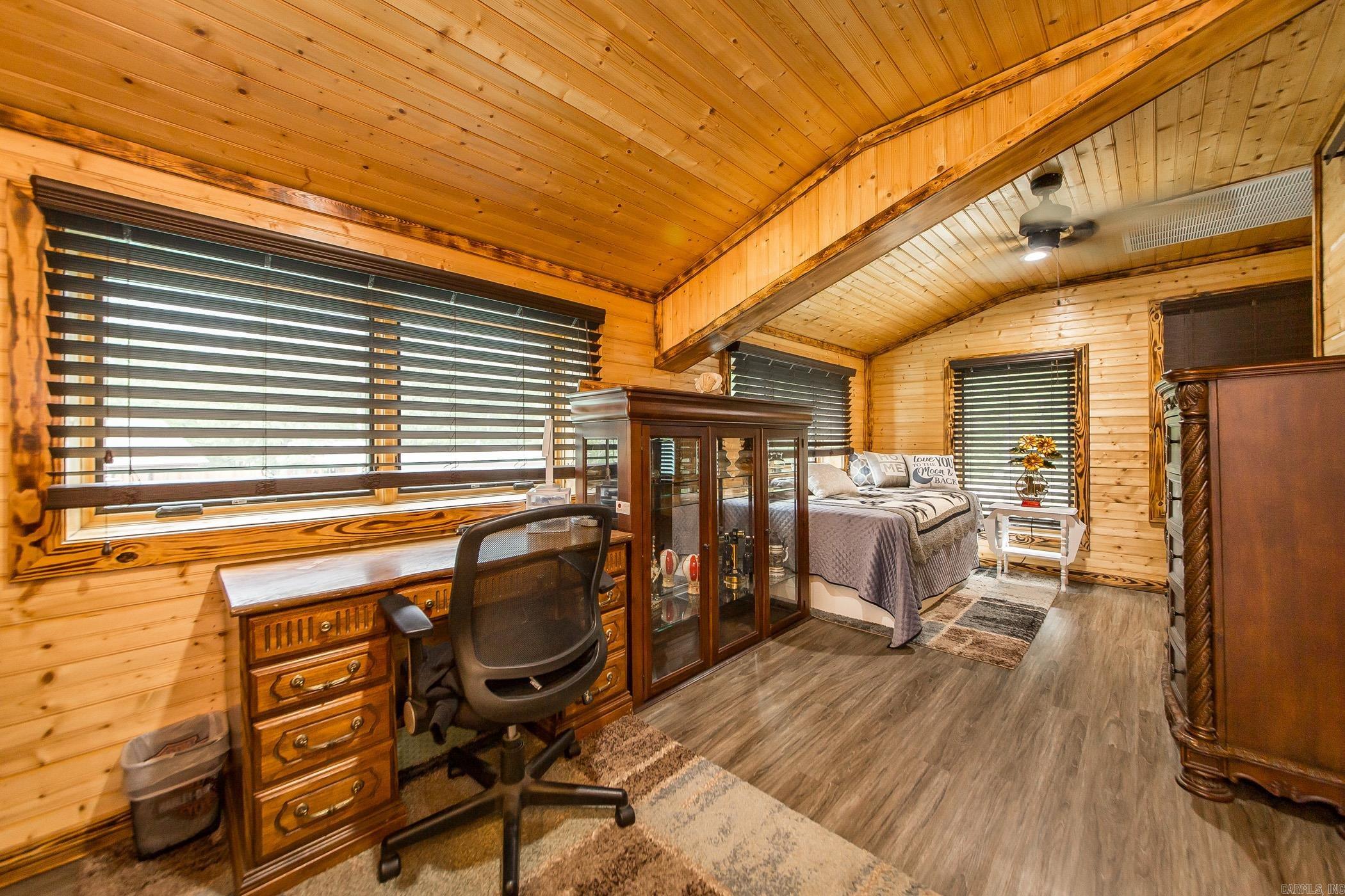 4 Long Hill Rd.  Higden, AR