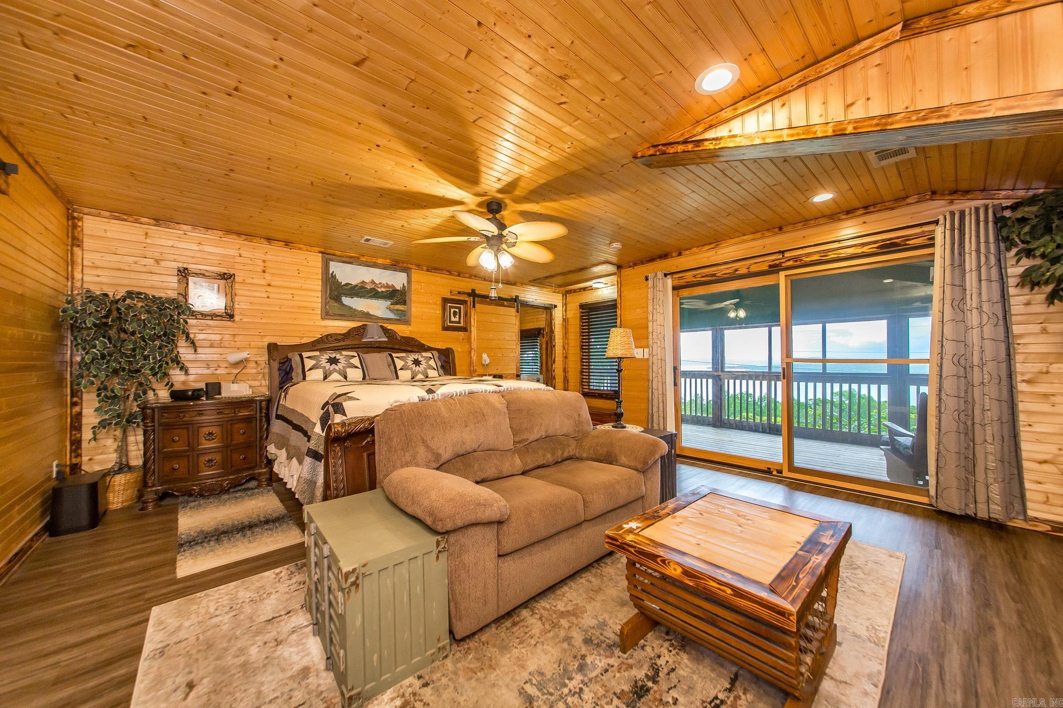 4 Long Hill Rd.  Higden, AR