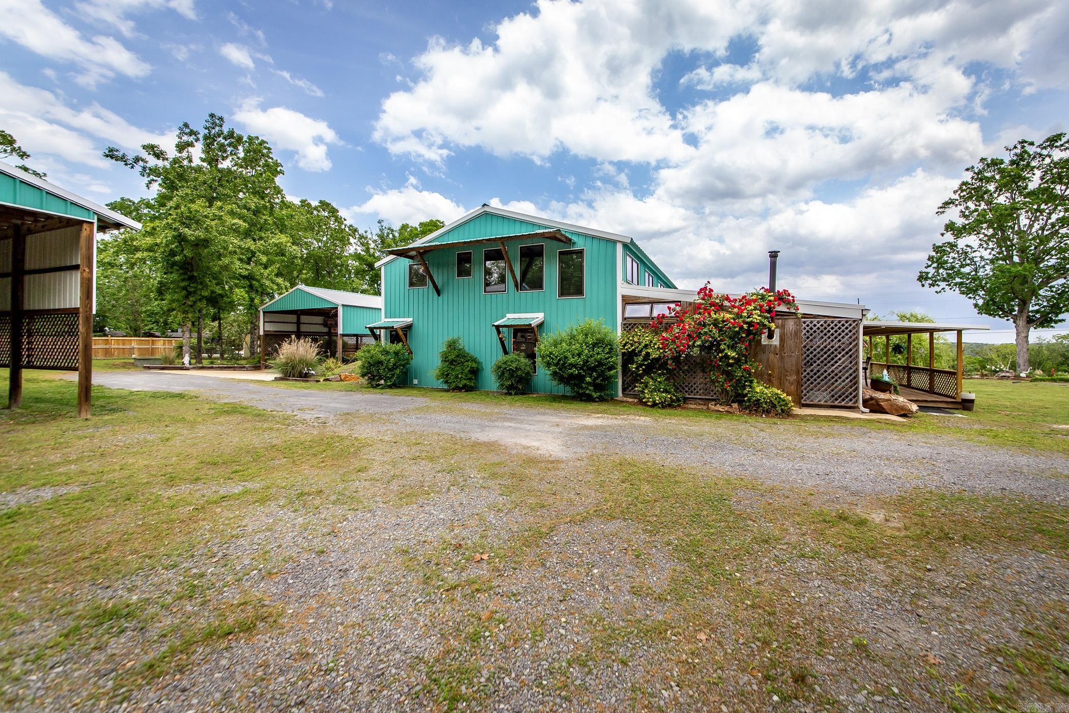 4 Long Hill Rd.  Higden, AR