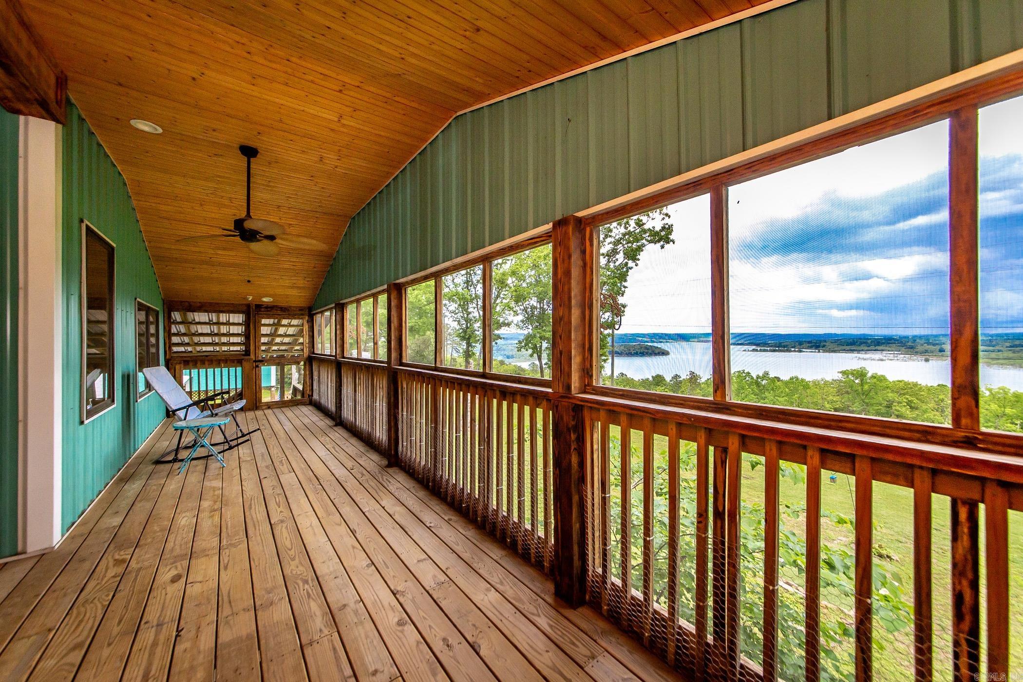 4 Long Hill Rd.  Higden, AR