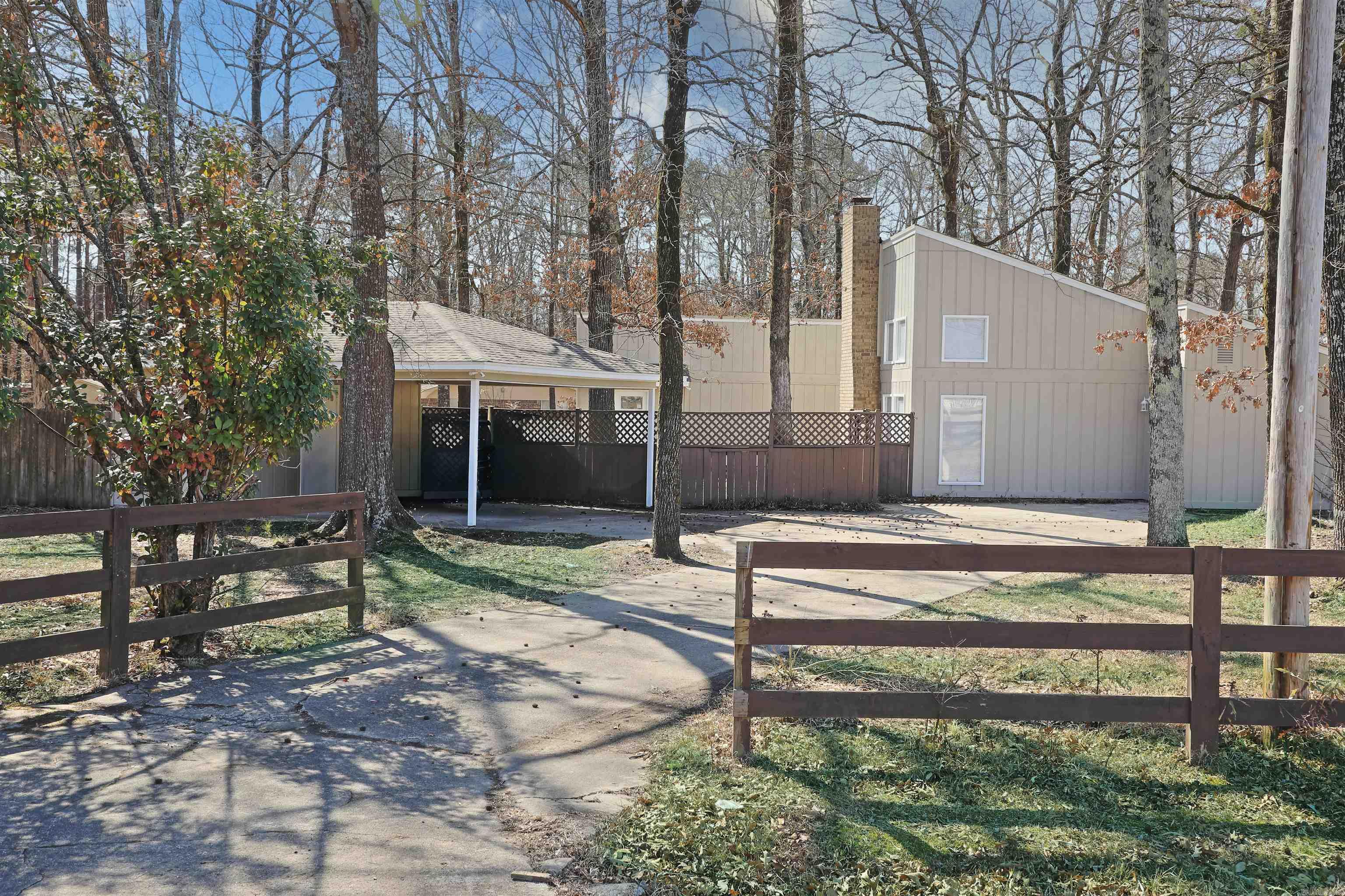 6601 Twin Oaks  Pine Bluff, AR