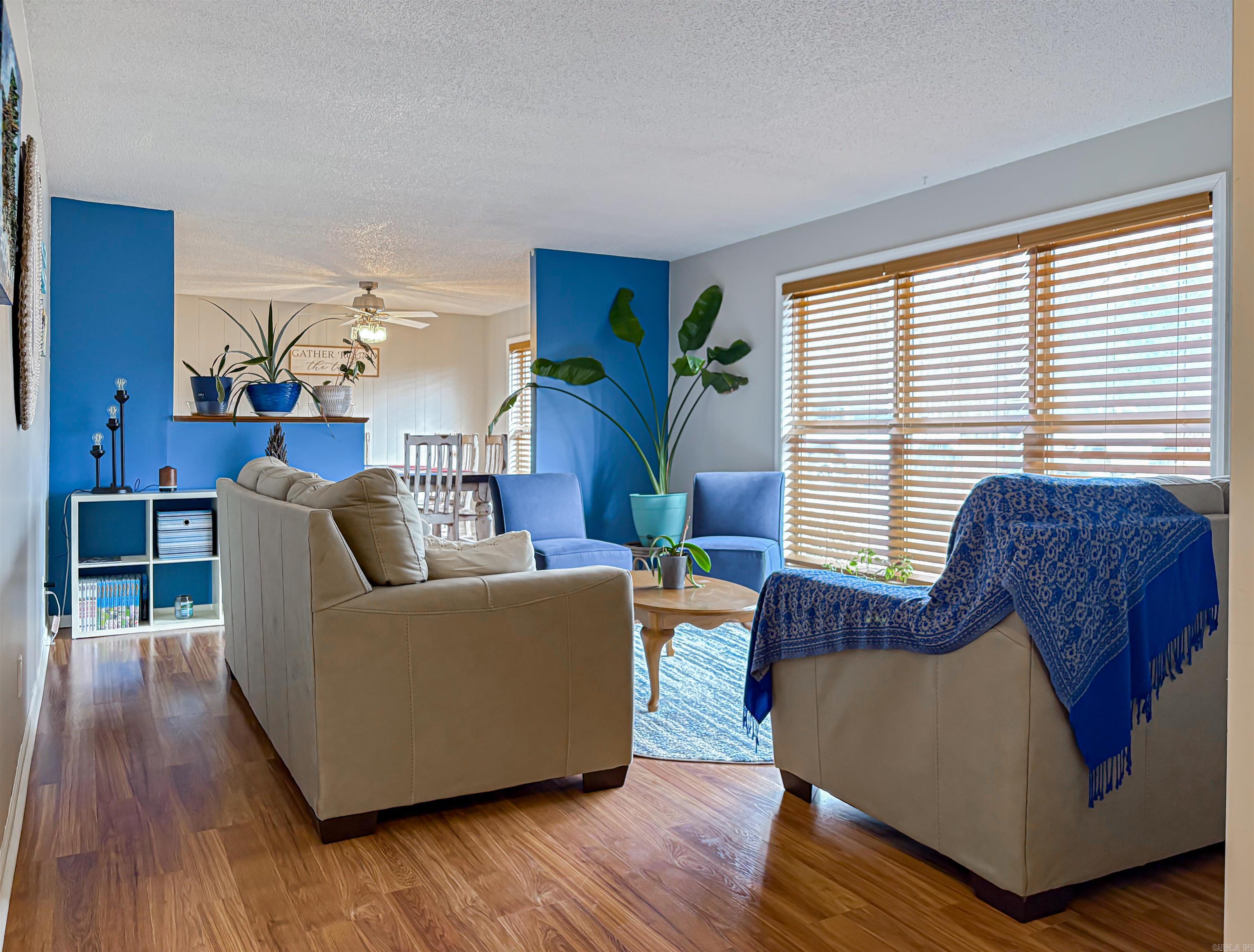 216 MC 8077  Flippin, AR