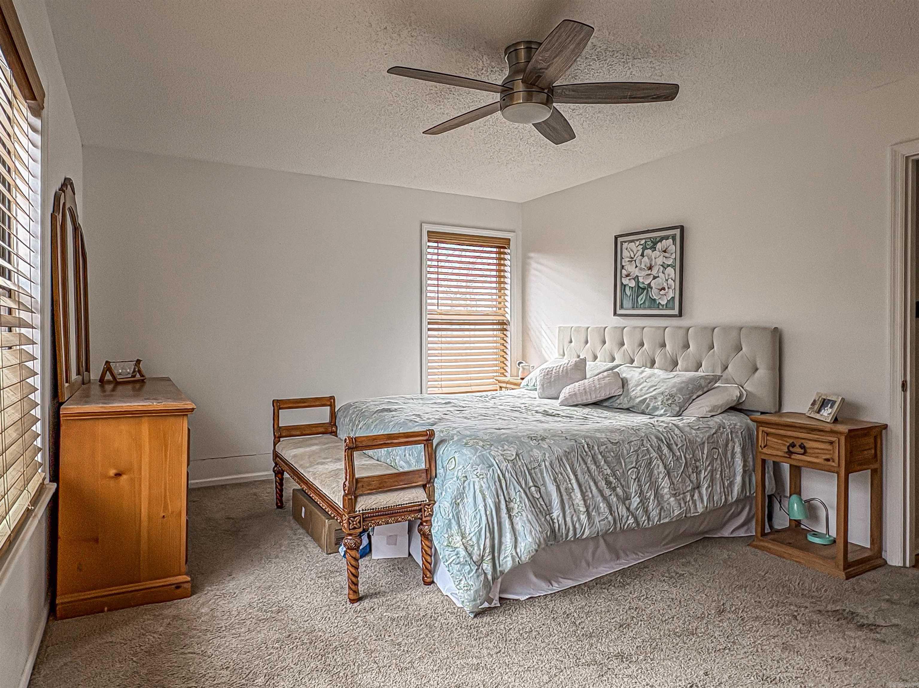 216 MC 8077  Flippin, AR