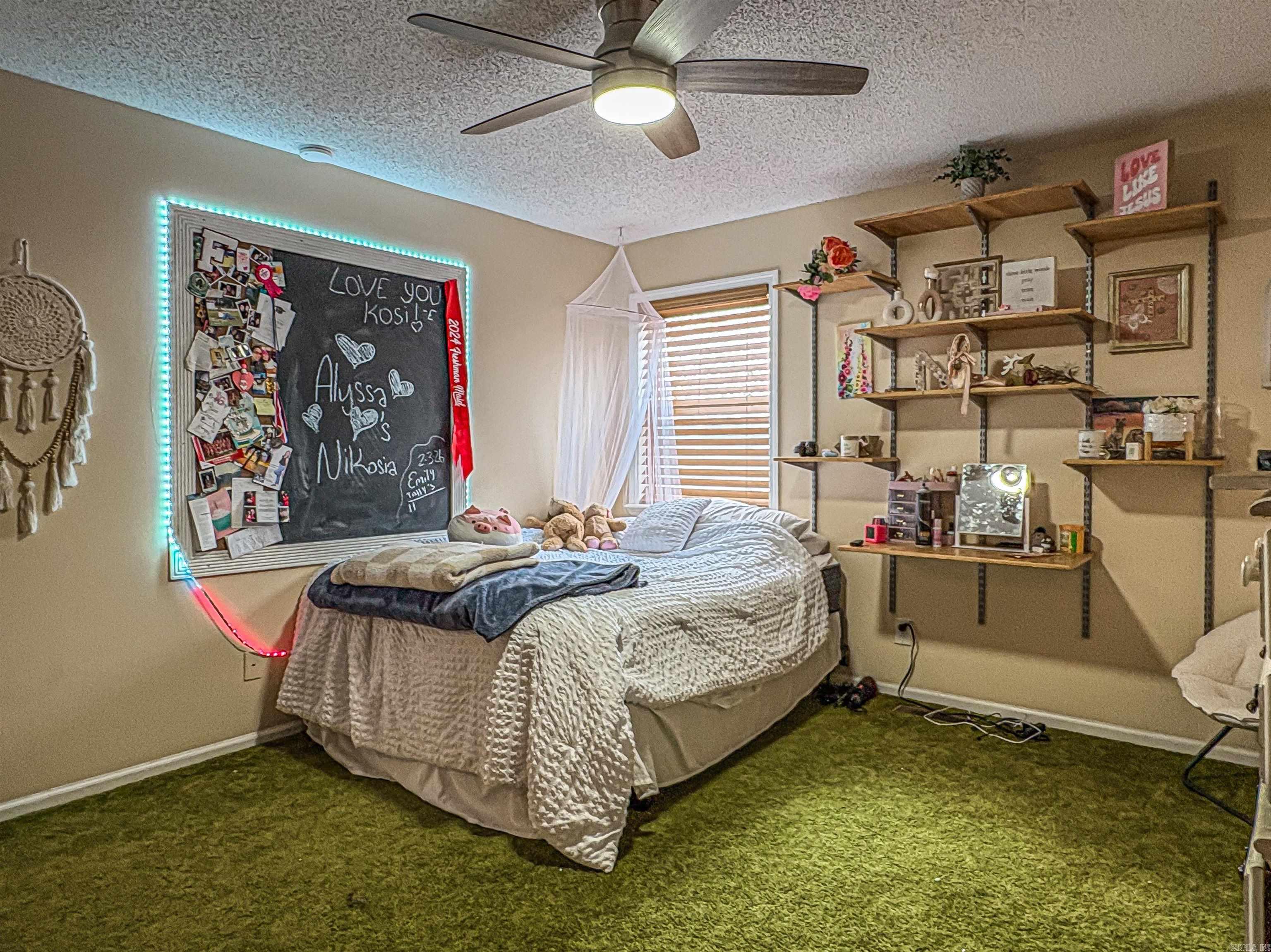 216 MC 8077  Flippin, AR