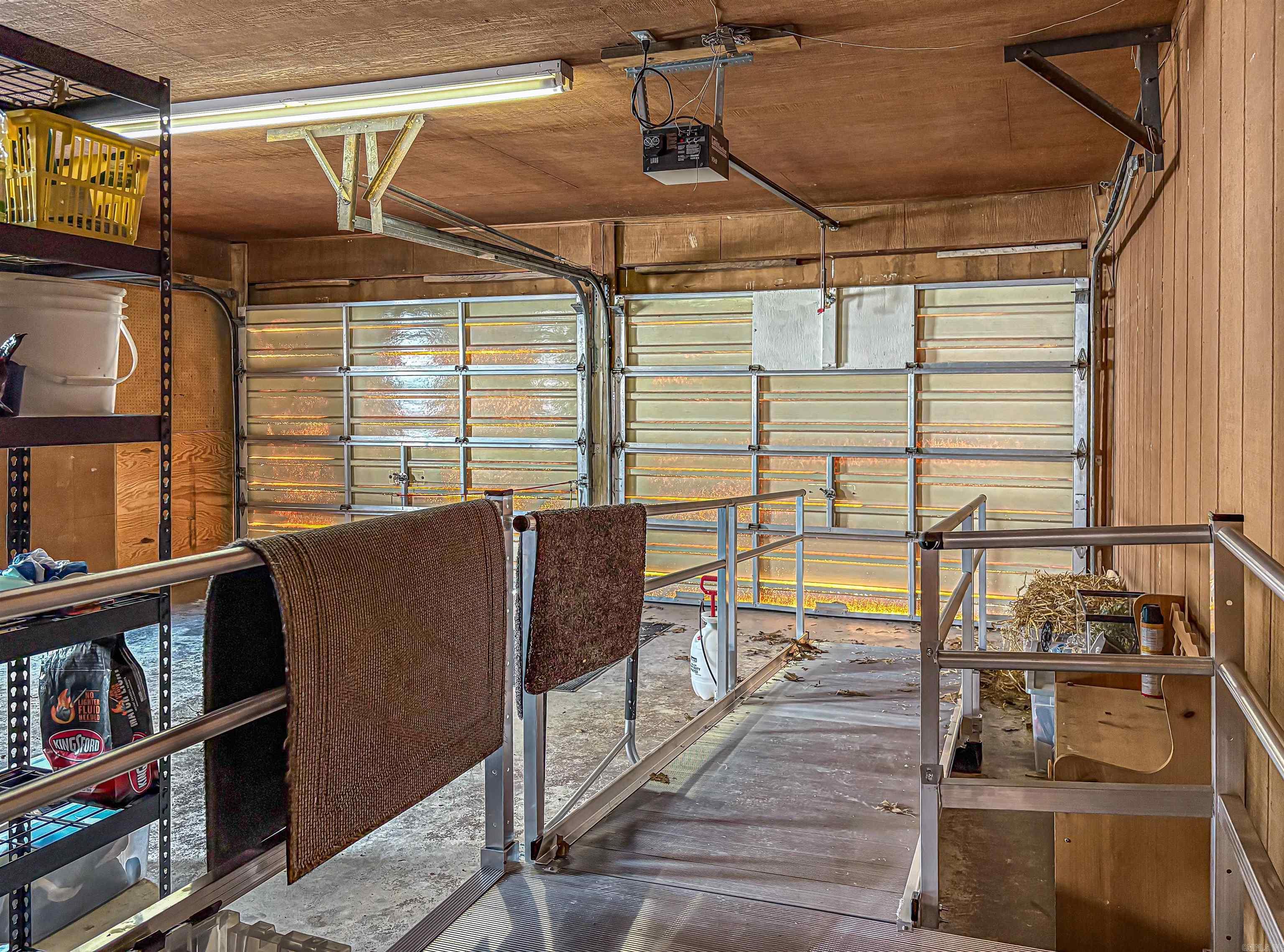 216 MC 8077  Flippin, AR