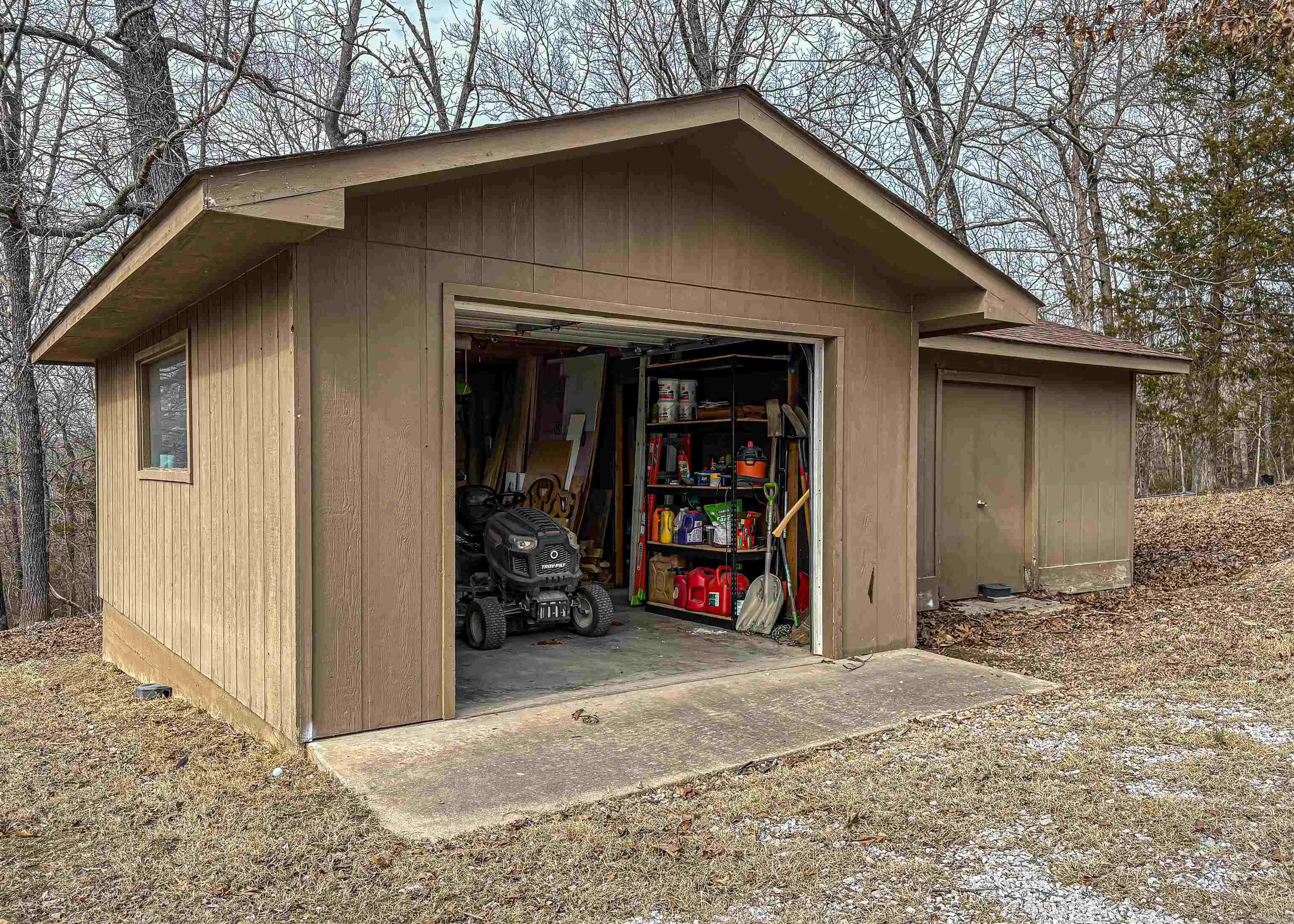 216 MC 8077  Flippin, AR