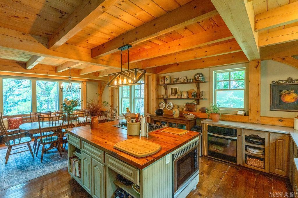 144 Lake Point Drive  Quitman, AR