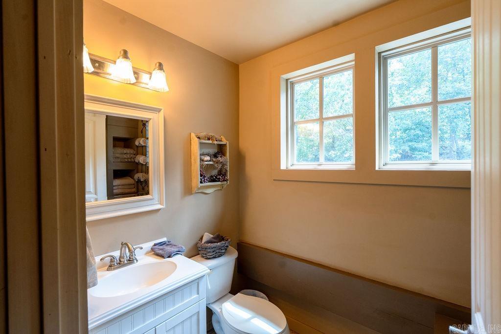 144 Lake Point Drive  Quitman, AR