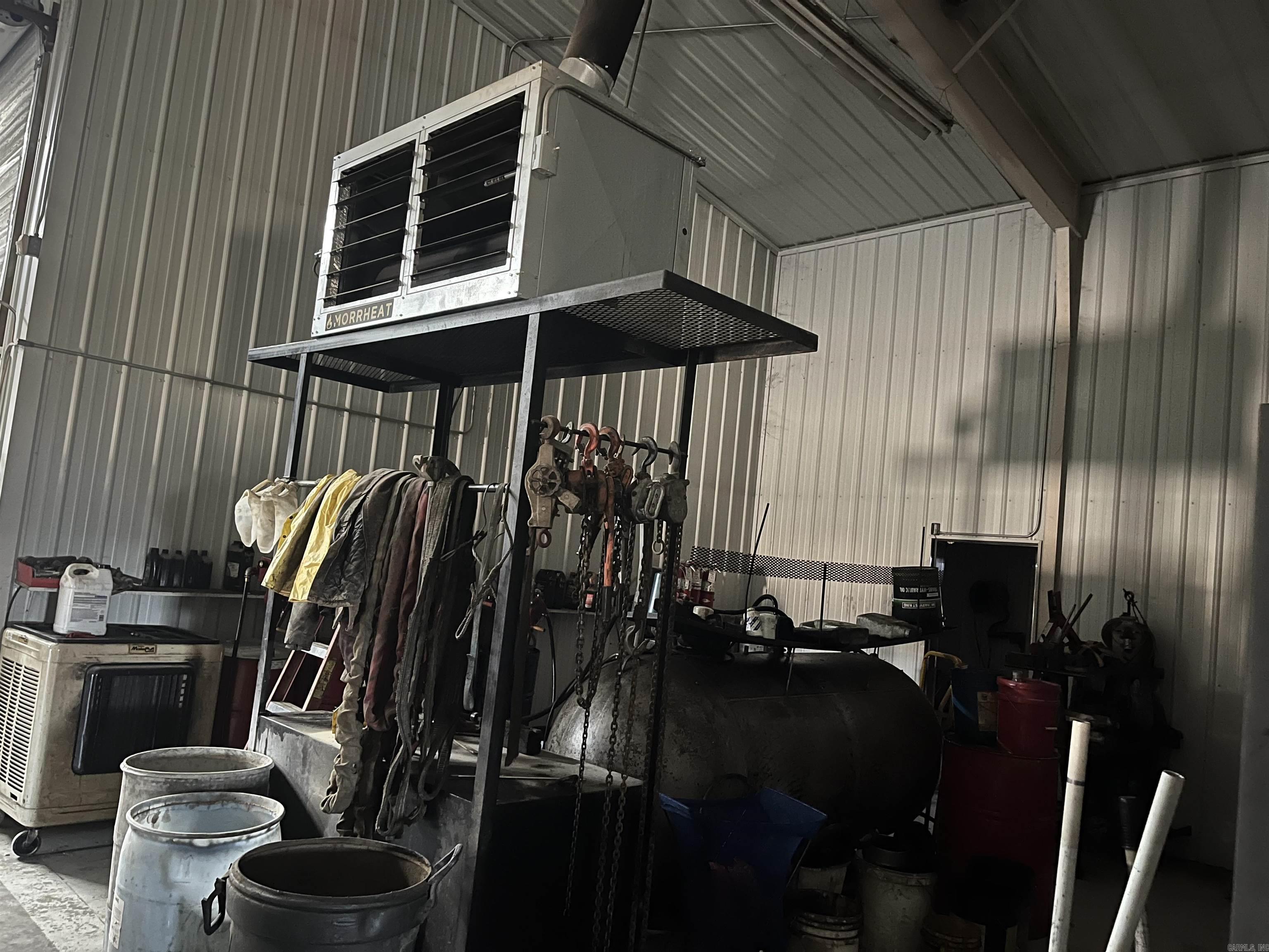 2642 N Hwy 71  Mena, AR