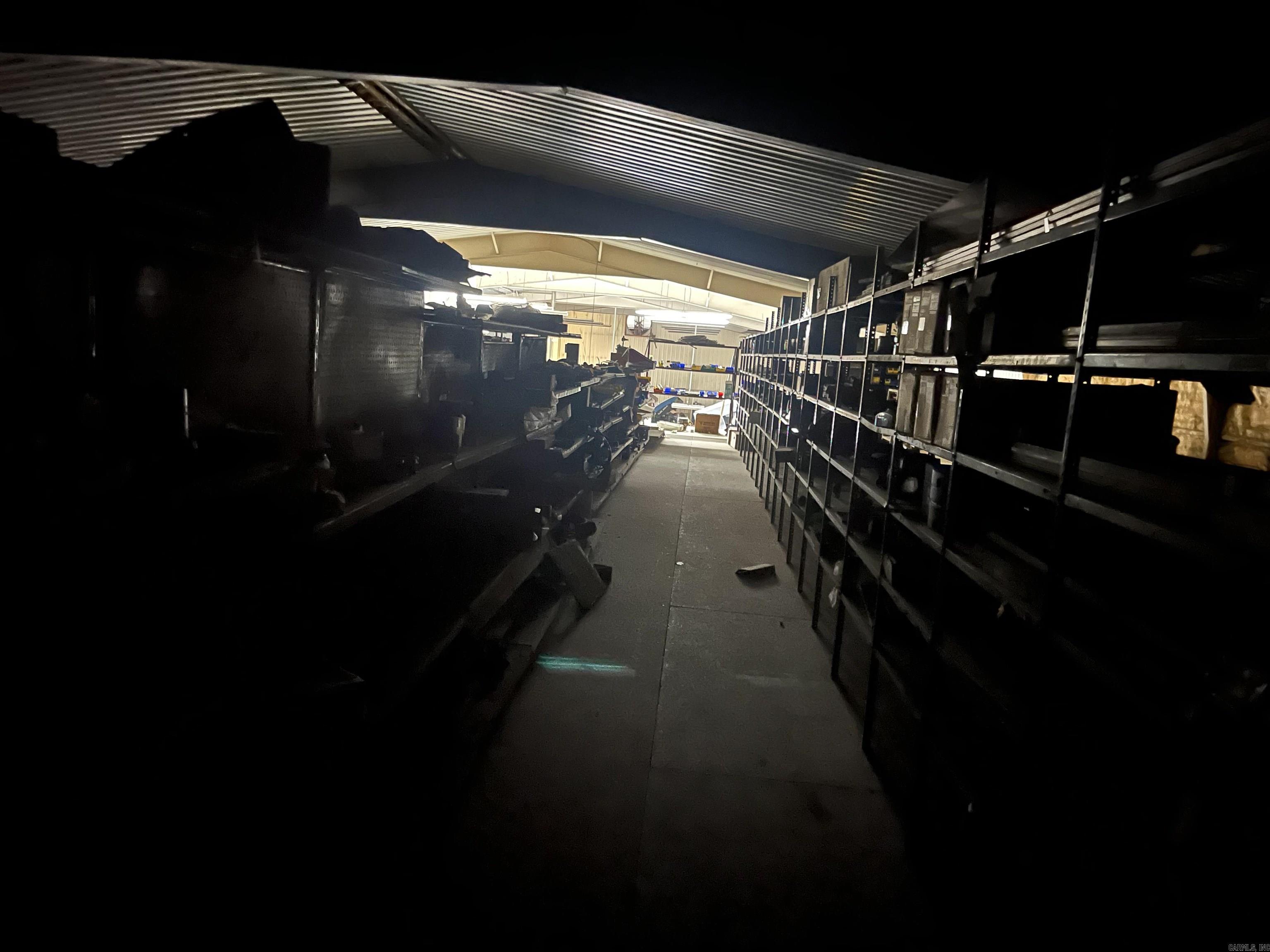 2642 N Hwy 71  Mena, AR