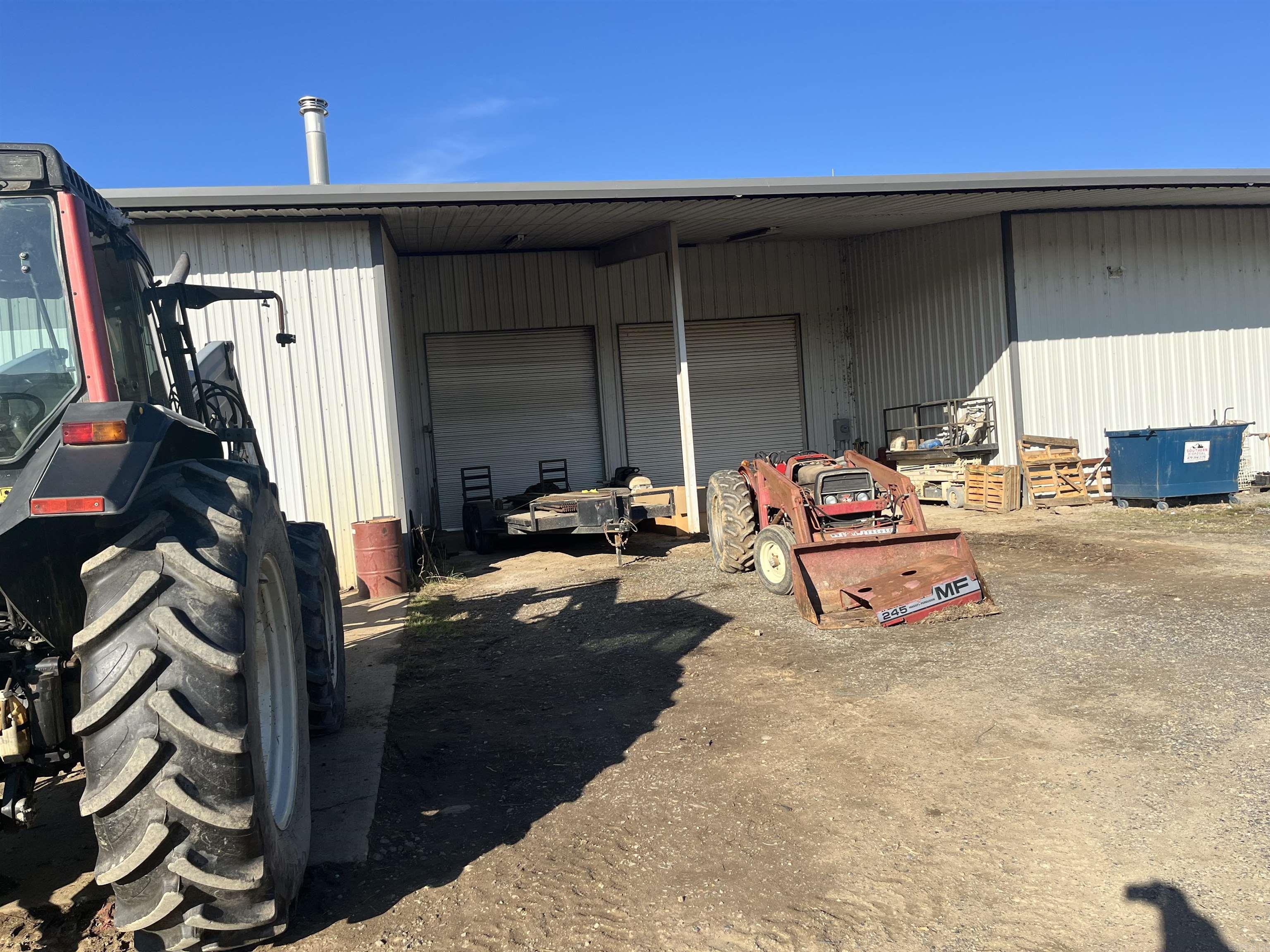 2642 N Hwy 71  Mena, AR