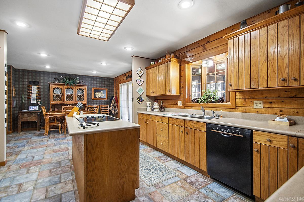 335 Old Dirt Road  England, AR